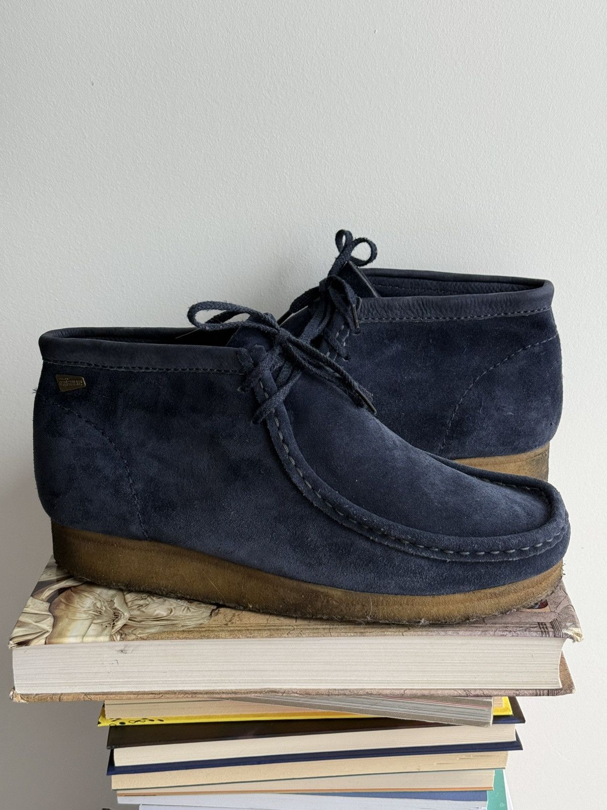 Clarks Clark’s Wallabee Suede Boots Size US 10 / EU 43 - 1 Thumbnail
