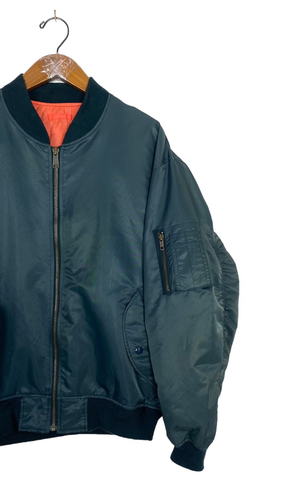 Uniqlo Rare‼️ Uniqlo Bomber Jacket Size US L / EU 52-54 / 3 - 4 Thumbnail