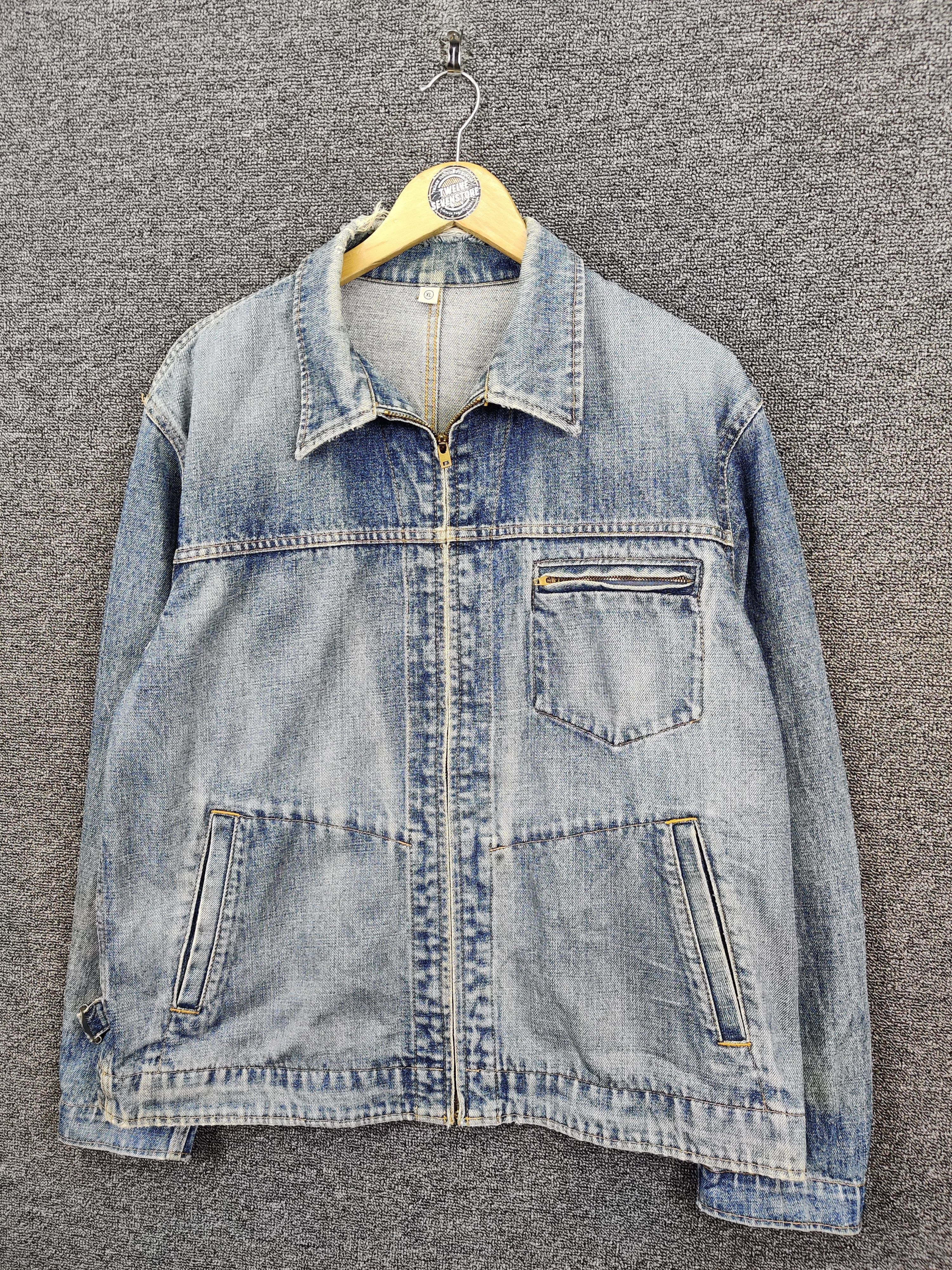 Uniqlo Vintage Thrashed Uniqlo Distressed Denim Trucker Jacket Size US XL / EU 56 / 4 - 2 Thumbnail