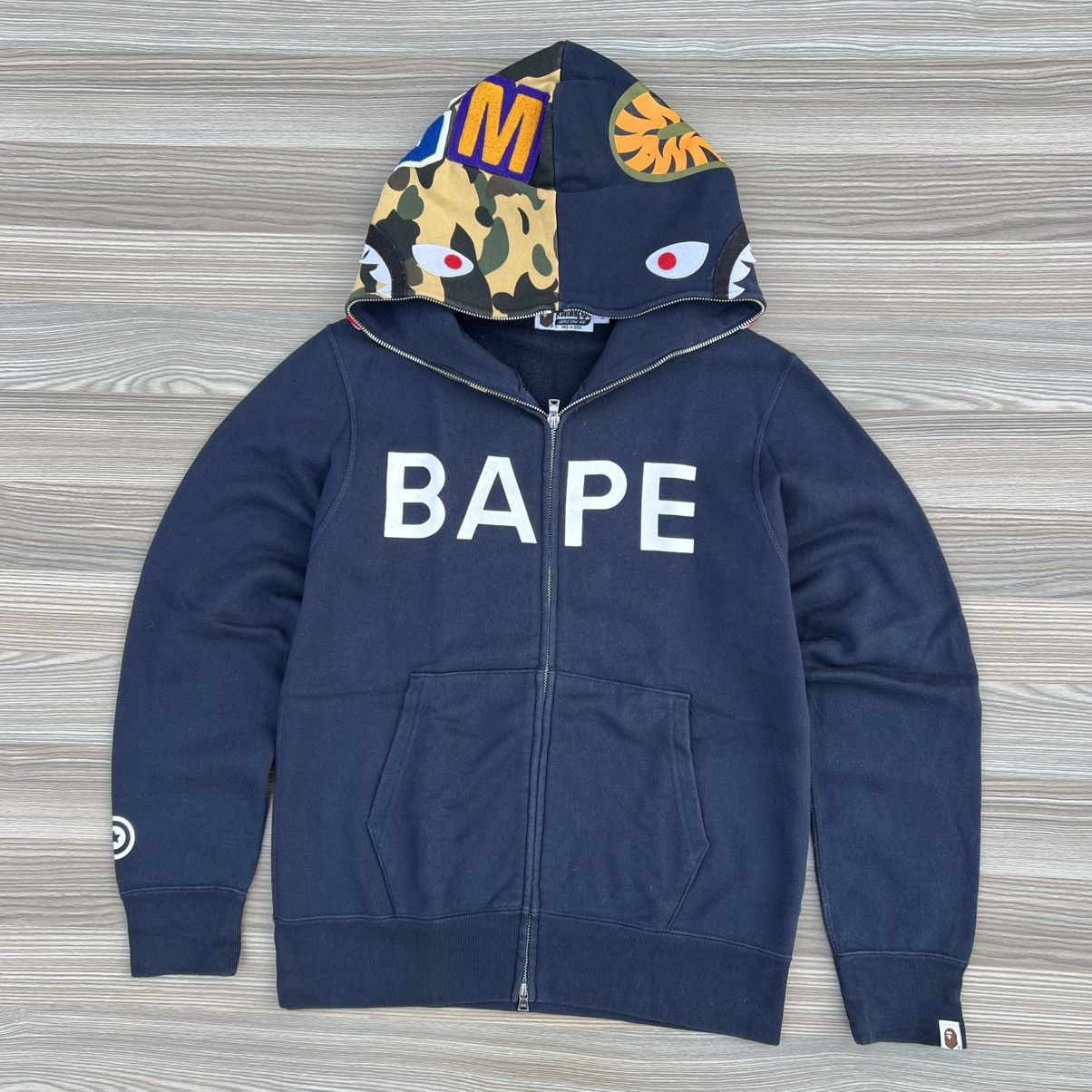 BAPE CLASSIC SHARK FULL ZIP HOODIE.