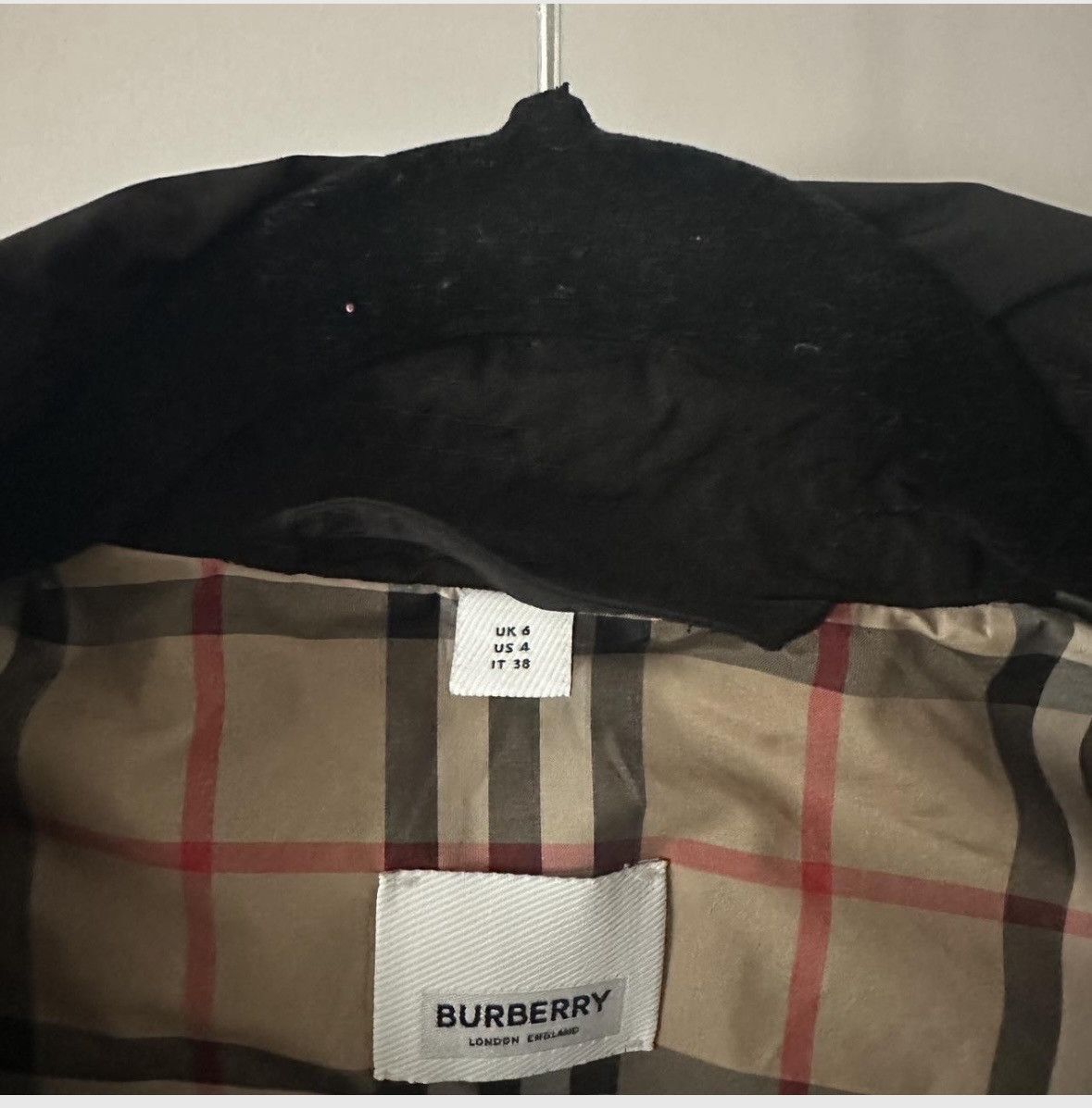 Burberry Burberry Logo Rain Jacket New Size 38 Size XS / US 0-2 / IT 36-38 - 2 Thumbnail