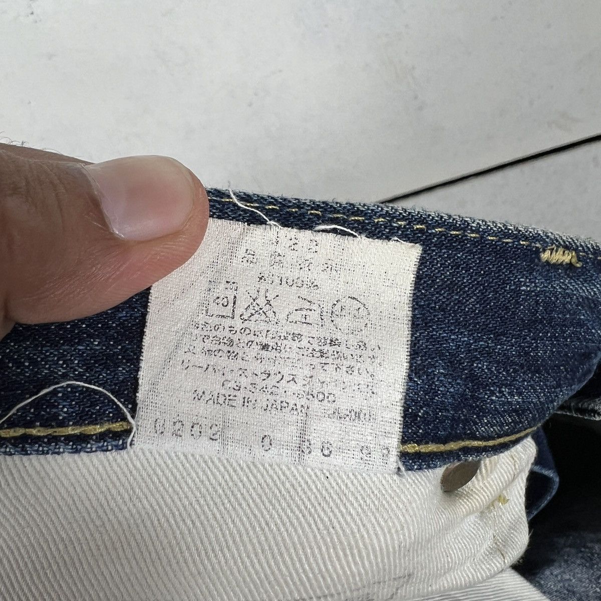 Levi's Vintage Clothing 90s Vintage Lvc Levis Lot 503B Selvedge Big E Denim Jeans Size US 30 / EU 46 - 18 Thumbnail