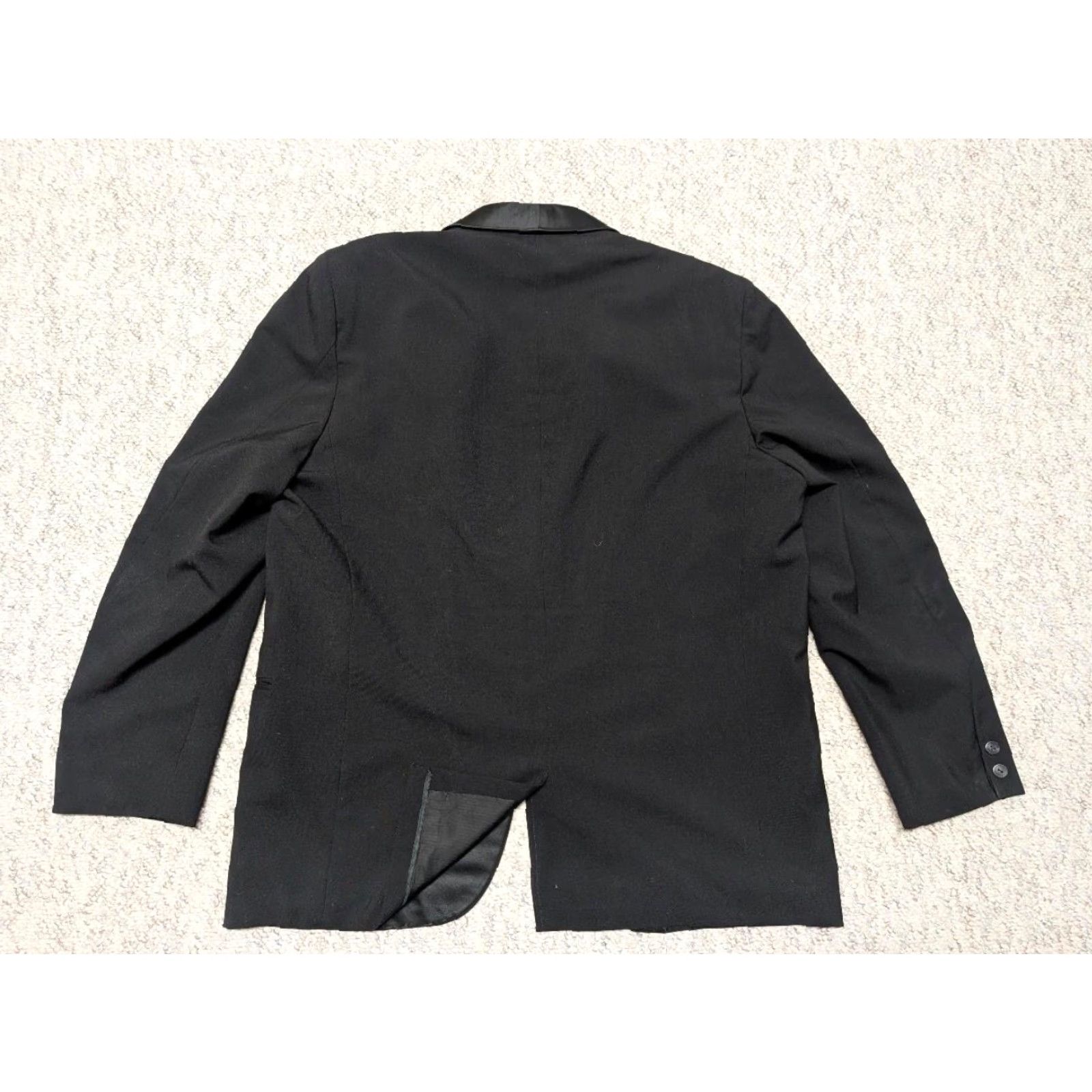Vintage VINTAGE black wool SHAWL tuxedo blazer 44R Mens One-Button Vented 1960s Formal Craft Slim Classic fit Size 44R - 2 Thumbnail