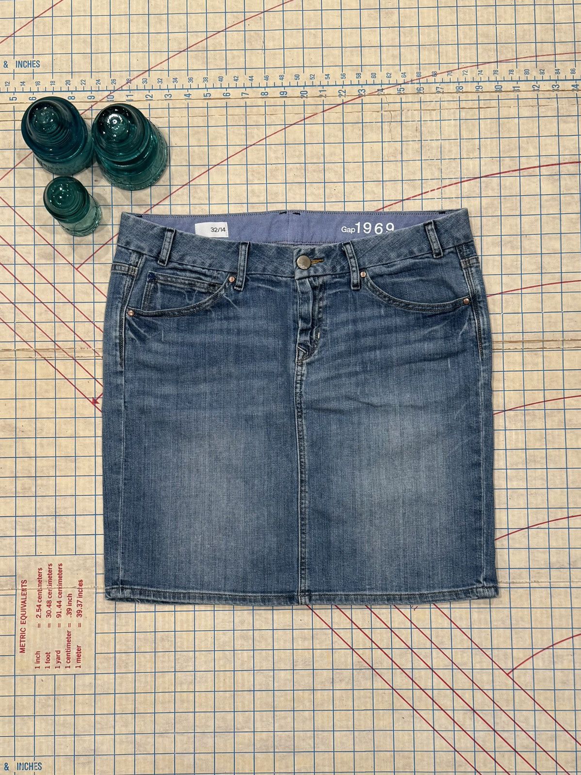 Gap Vintage Y2K Gap Jean Skirt Women’s Size 14 Medium Blue Size 36" / US 14 / IT 50 - 1 Thumbnail