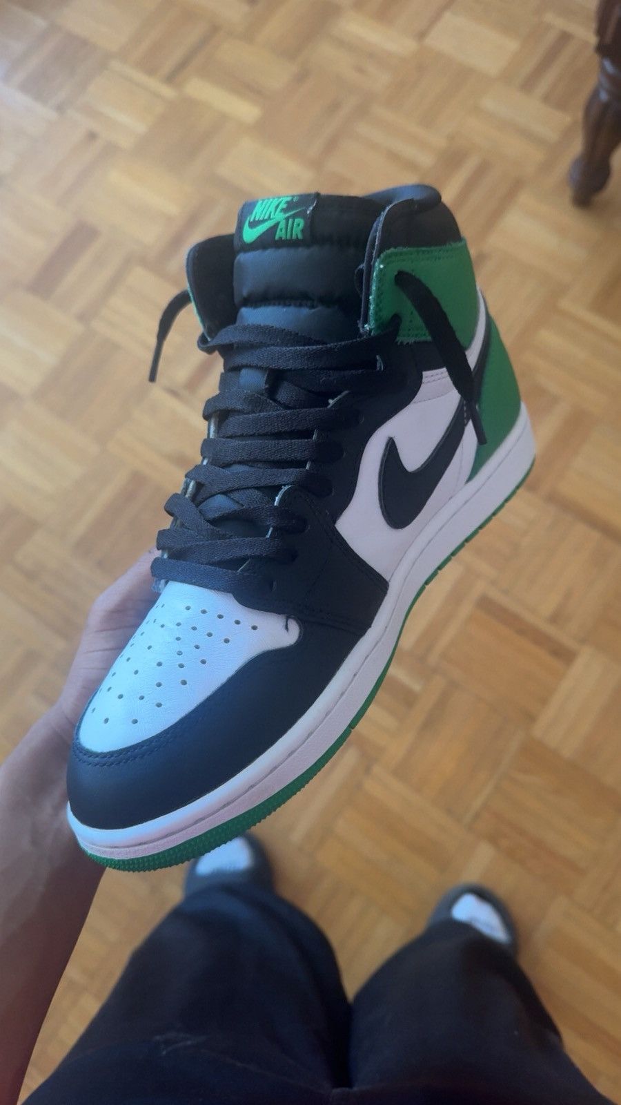Jordan Brand Jordan 1 Pine Green 1.0 Size US 10 / EU 43 - 10 Thumbnail