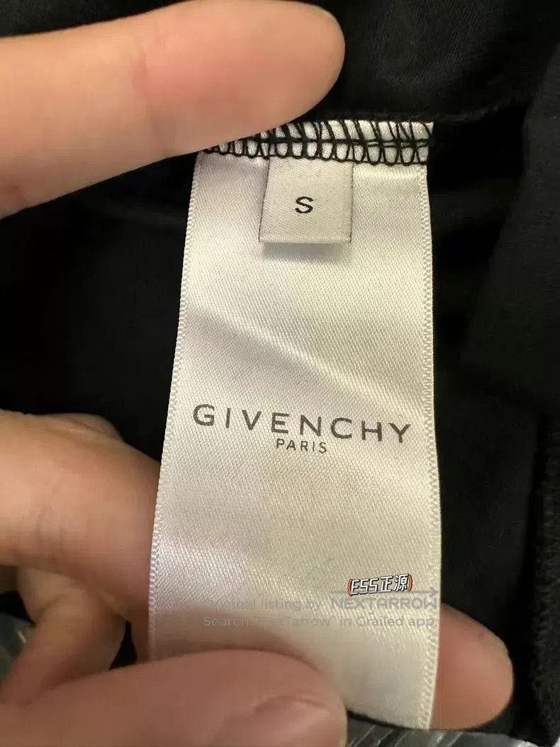 Givenchy Givenchy Shark Short Sleeve Size US S / EU 44-46 / 1 - 4 Thumbnail