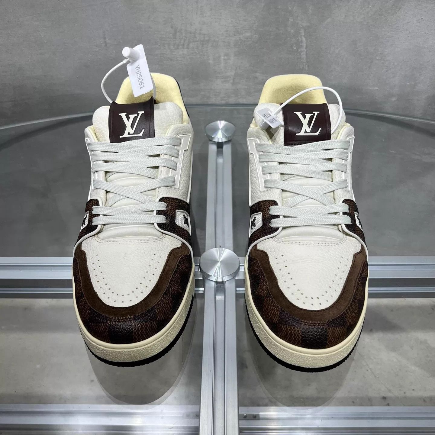 Louis Vuitton LV Trainer White/Brown UK7.5 (EU41.5) YH25061 Size US 8.5 / EU 41-42 - 1 Thumbnail