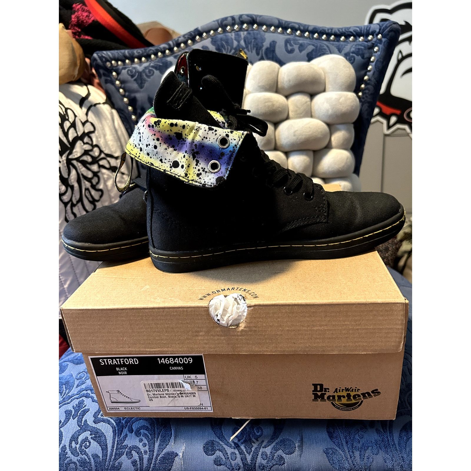 Dr. Martens Dr Martens Stratford Black Rainbow Interior size 7/EU 38 NWT Size US 7 / IT 37 - 4 Thumbnail