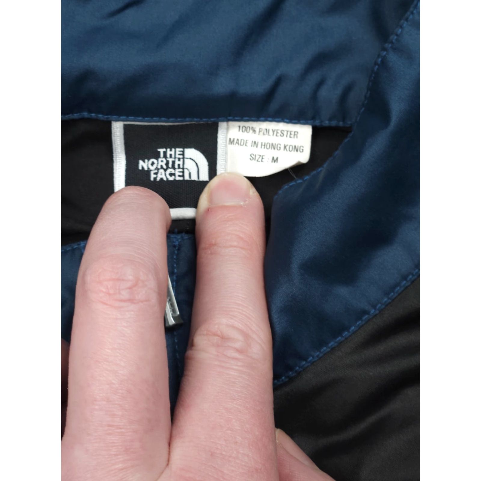 The North Face VINTAGE The North Face Windbreaker Jacket Men's Medium Blue Black Polyester Full Zip Size US M / EU 48-50 / 2 - 6 Thumbnail