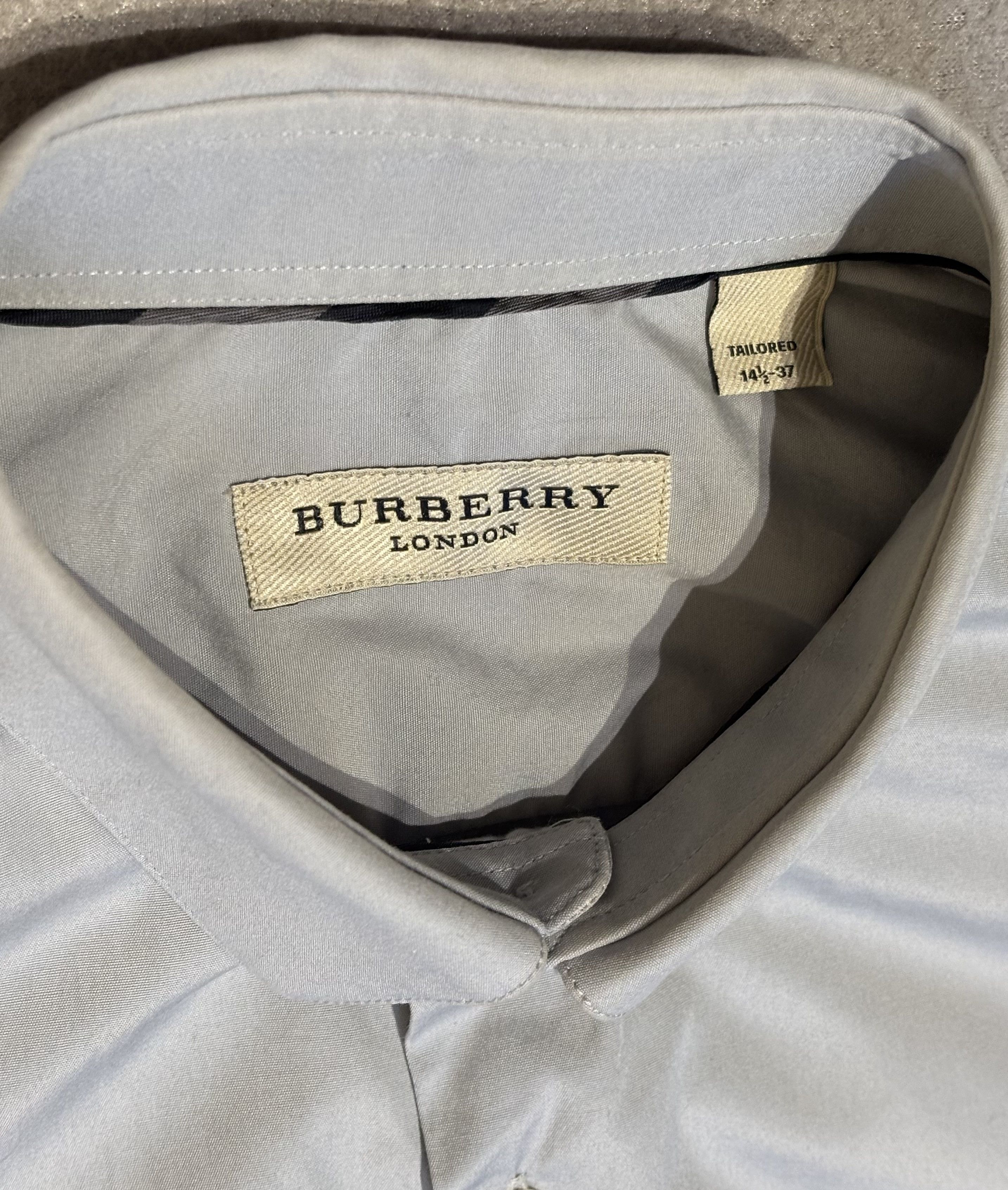 Burberry Burberry Gray shirt size 37 Size US S / EU 44-46 / 1 - 16 Thumbnail