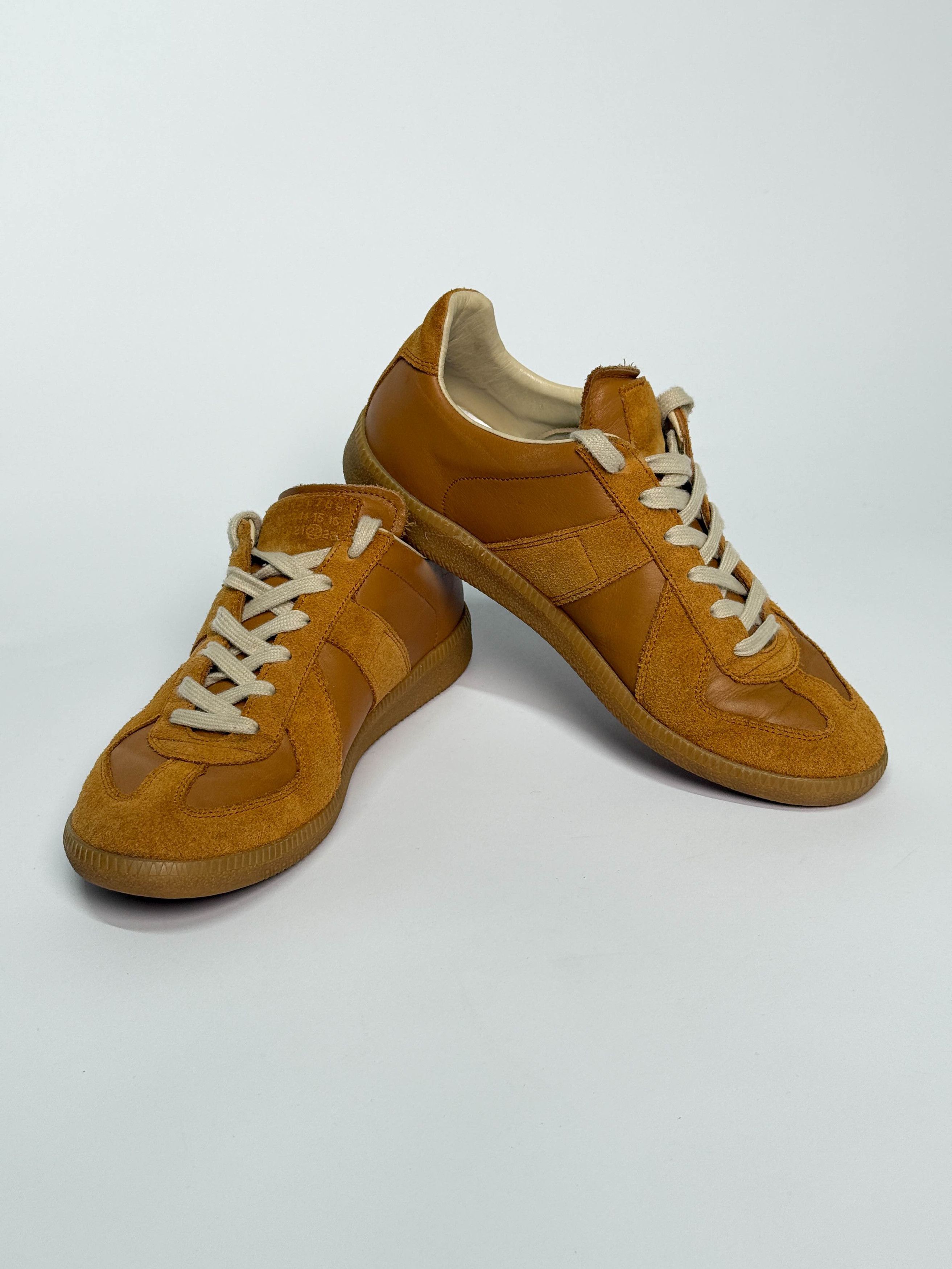 Maison Margiela Maison Margiela 'Replica' GATs Brown Size US 7 / EU 40 - 3 Thumbnail