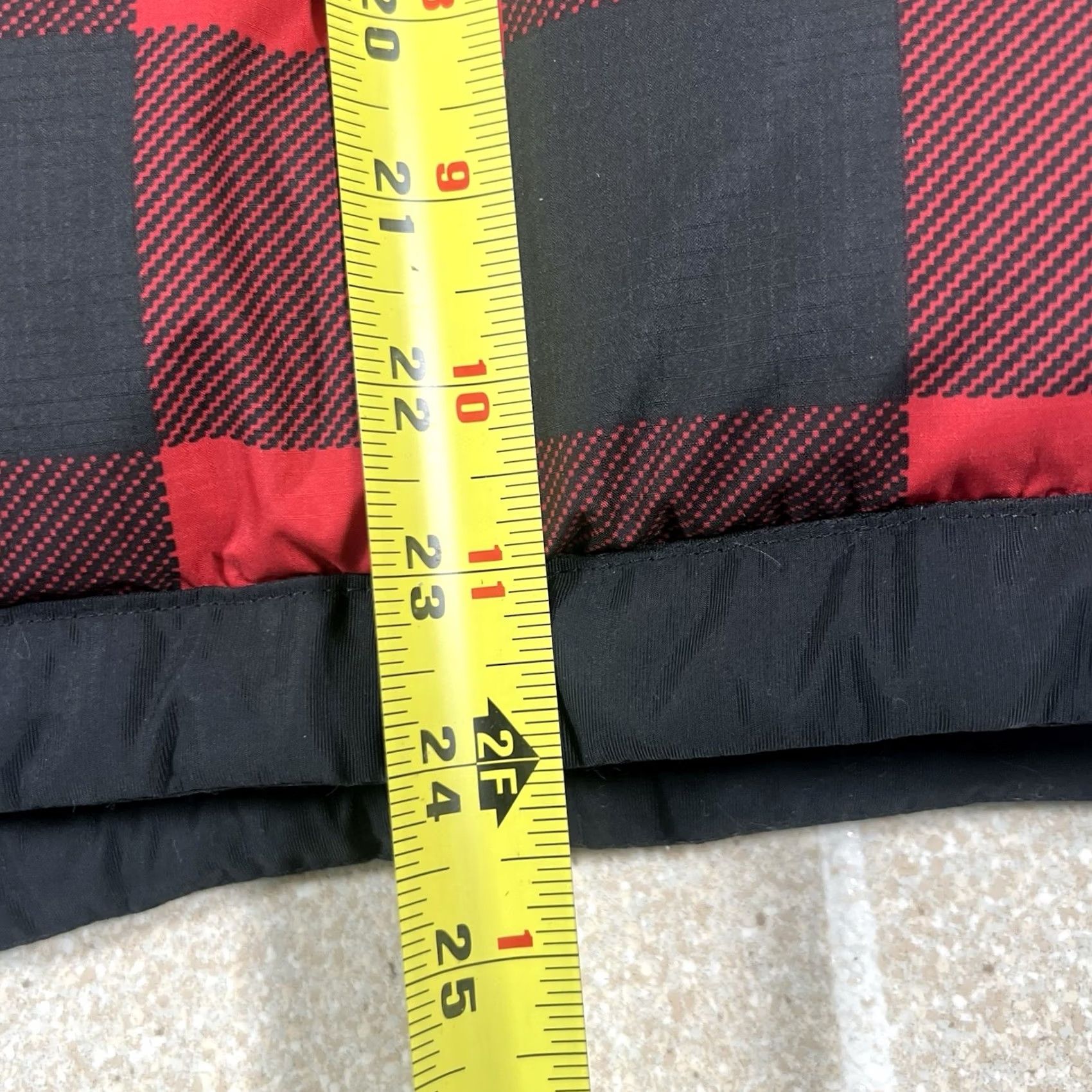 Vintage VINTAGE L.L. Bean Women’s Mountain Classic Down Puffer Jacket Sz Small Red Buffalo Plaid Womens Size S / US 4 / IT 40 - 6 Thumbnail