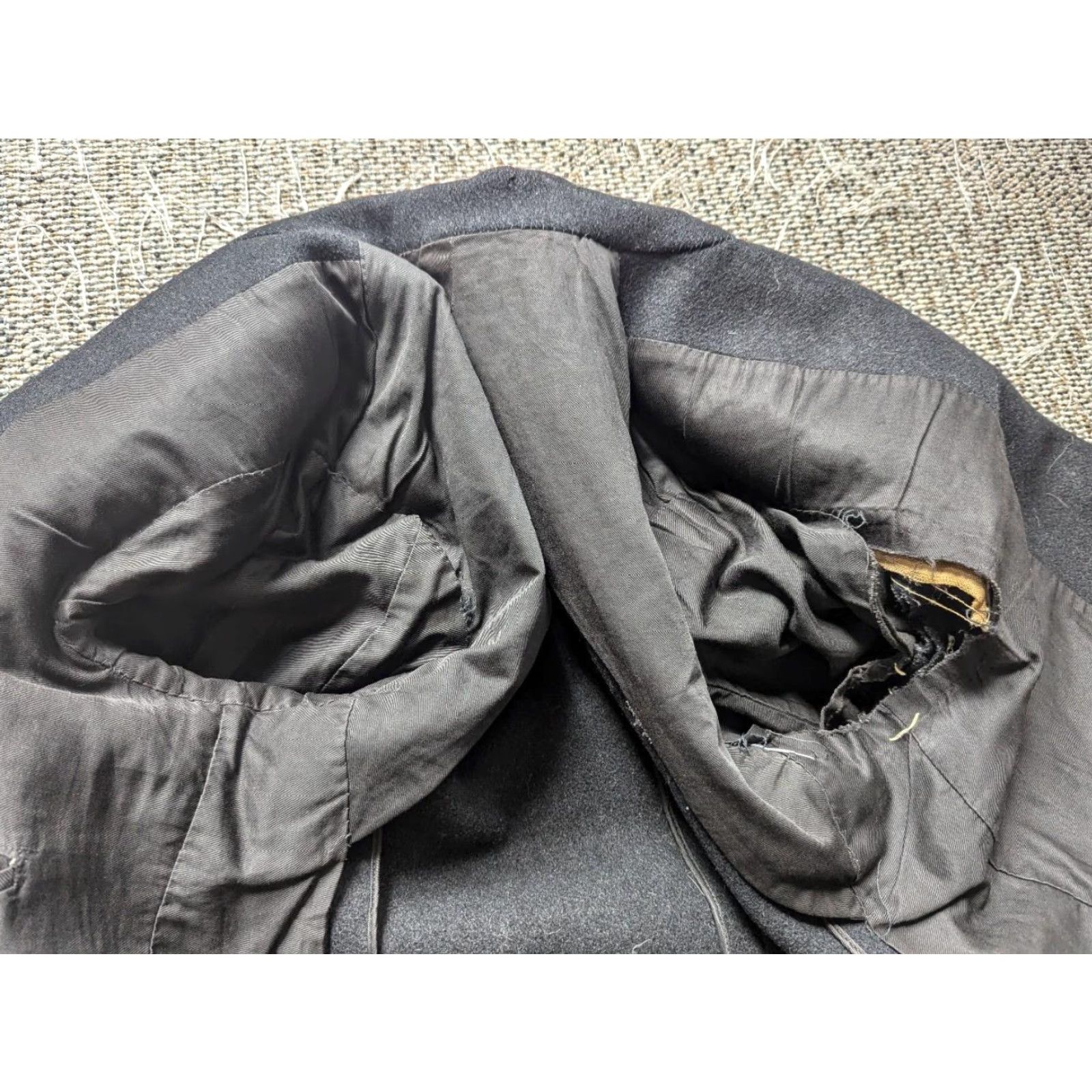 Vintage VINTAGE OVERCOAT heavy wool 40 black Men M coat Victorian 1900s Edwardian antique Size US M / EU 48-50 / 2 - 6 Thumbnail