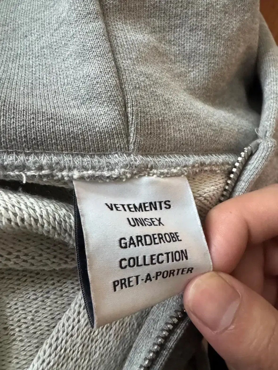 Vetements Vetements Name Tag Zip Hoodie Size US S / EU 44-46 / 1 - 3 Thumbnail