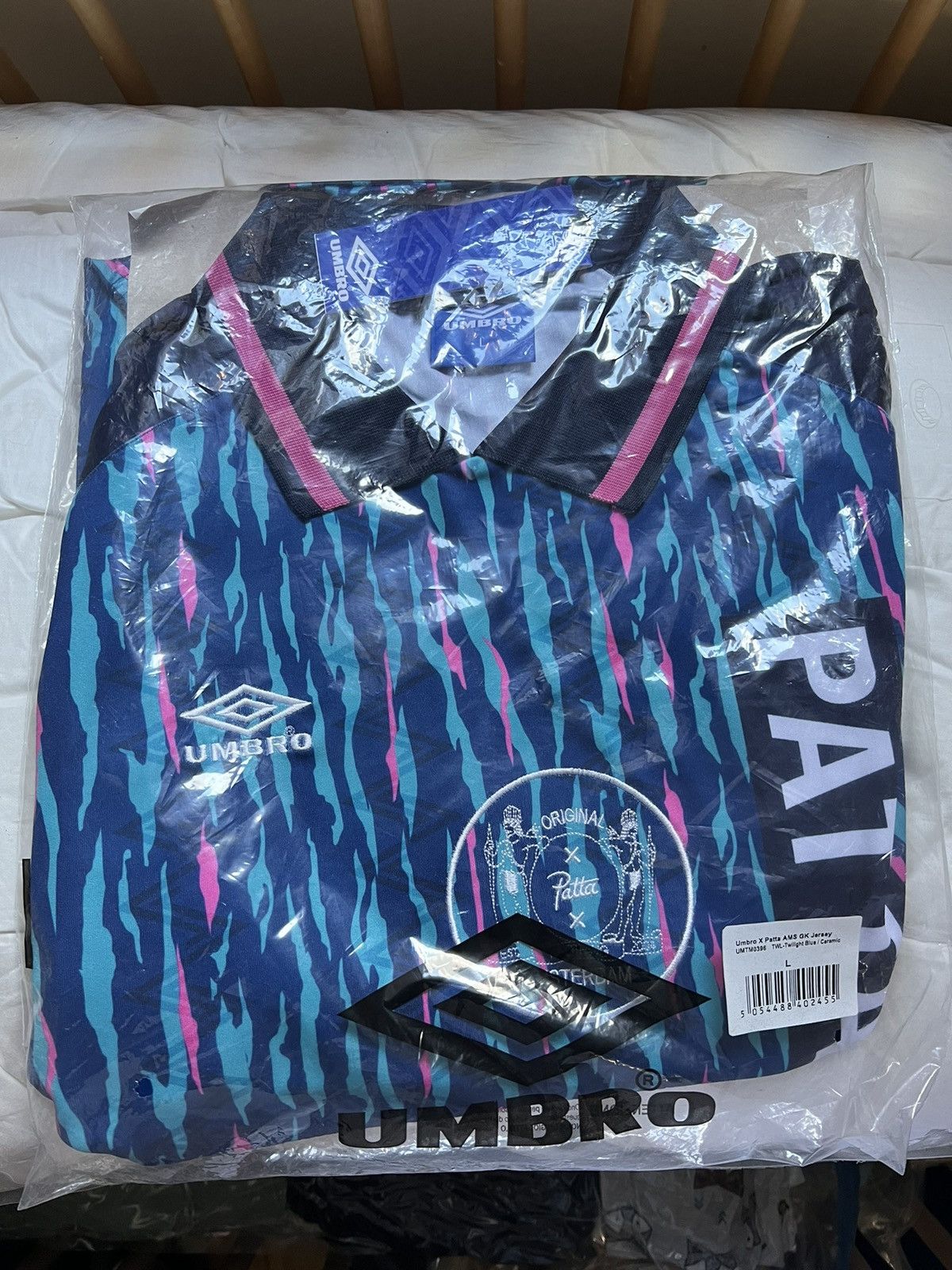 Patta × Umbro Umbro x Patta Ajax Goal Keeper Jersey Short Sleeve Size US L / EU 52-54 / 3 - 2 Thumbnail