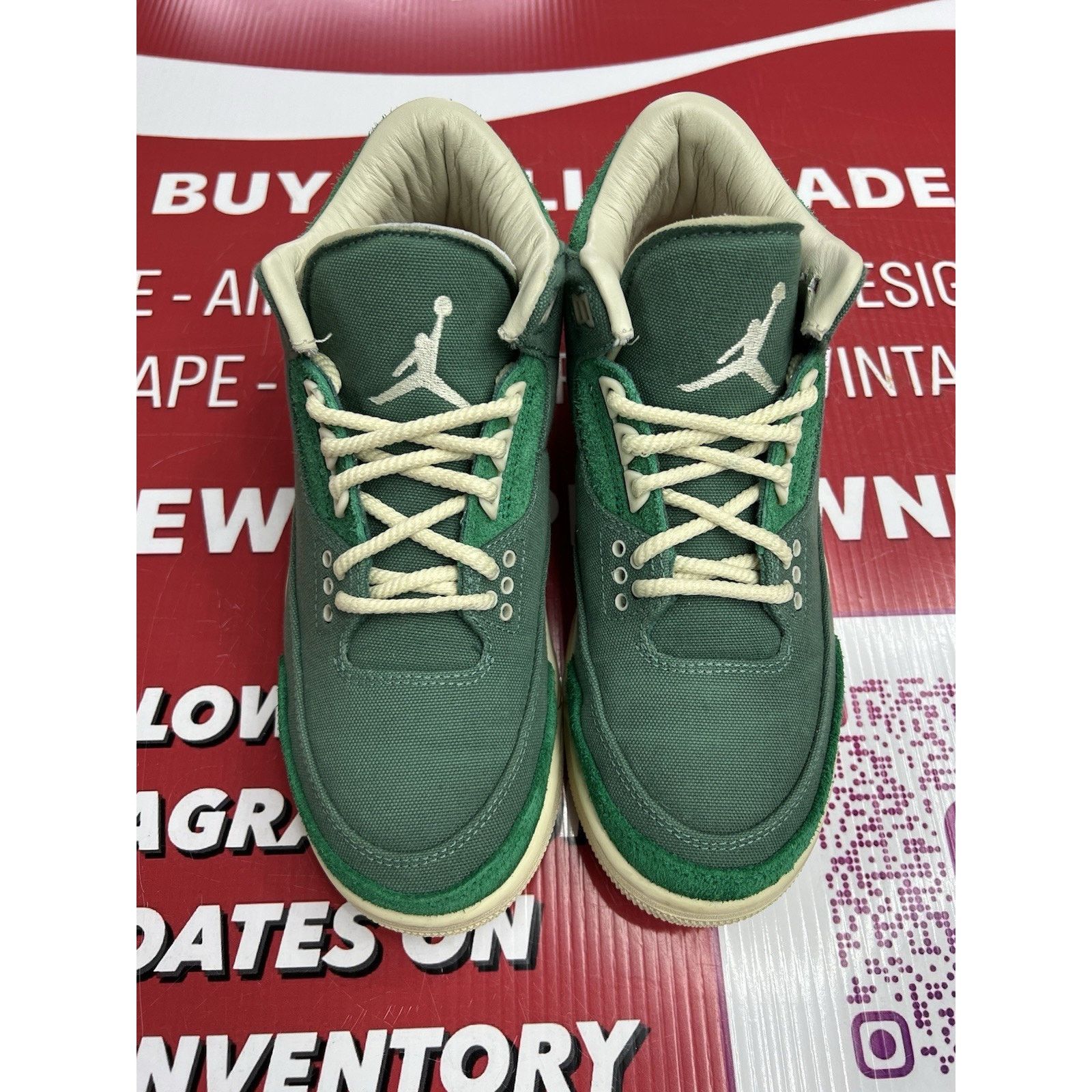 Jordan Brand Air Jordan 3 Retro Nina CHANEL Abney Size 6w/4.5y FZ7974-300 Size US 6 / IT 36 - 4 Thumbnail