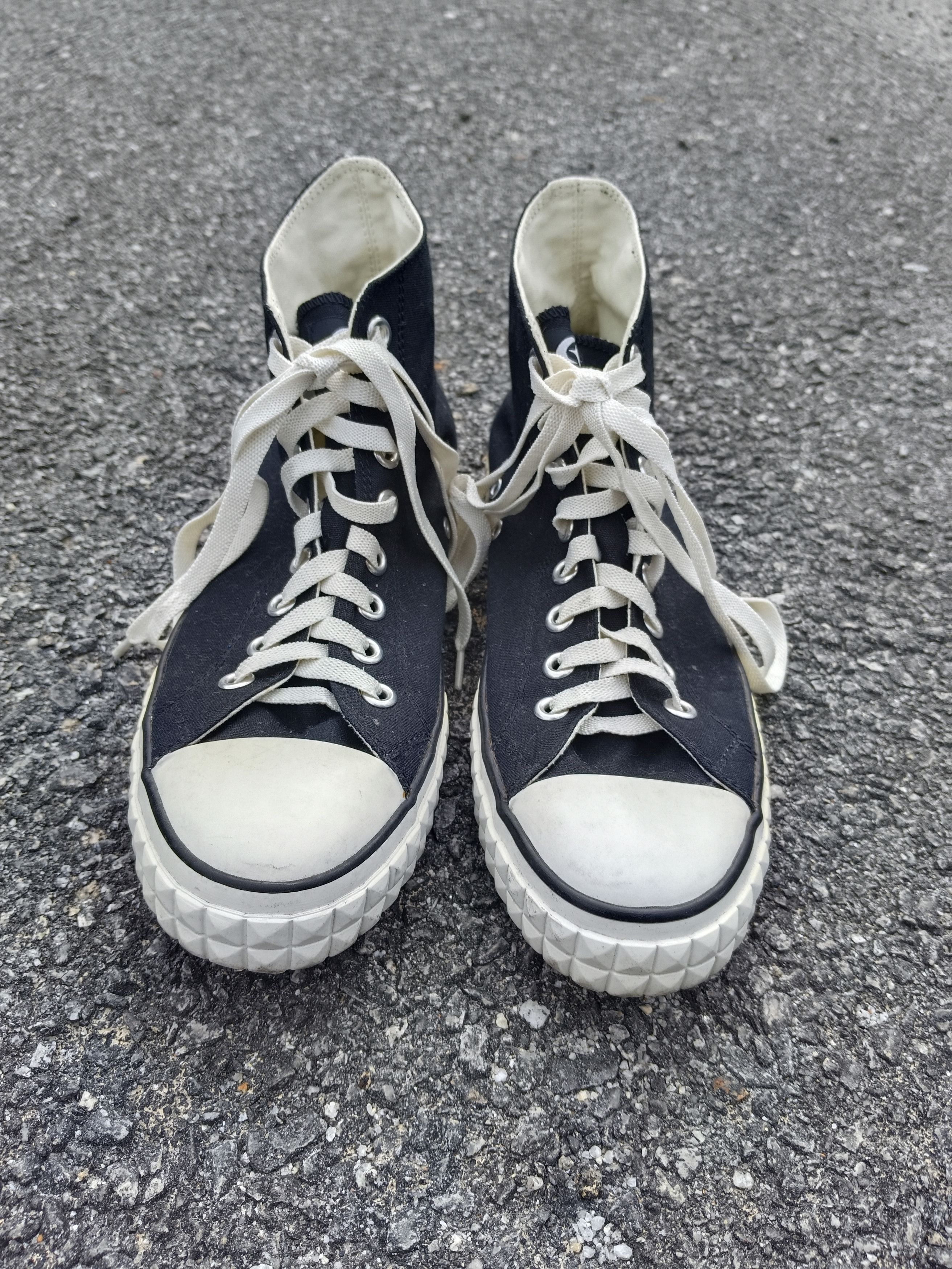 Moonstar MOONSTAR BLACK Size US 9 / EU 42 - 1 Thumbnail