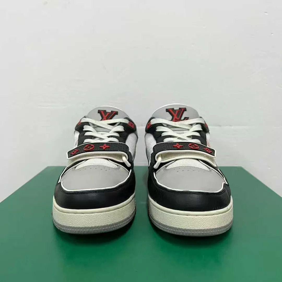 Louis Vuitton LV Trainer Black Red Velcro 43 Back Heel Wear Size US 10 / EU 43 - 2 Thumbnail