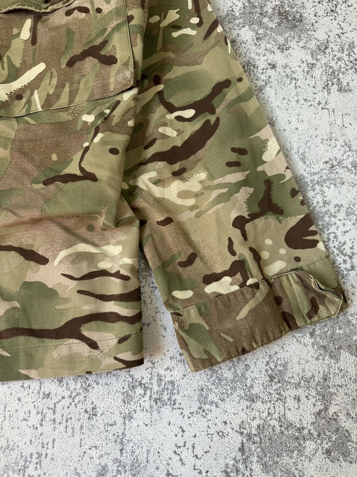 Vintage British Army MTP Camo Combat Shirt Vintage Military Size US M / EU 48-50 / 2 - 7 Thumbnail