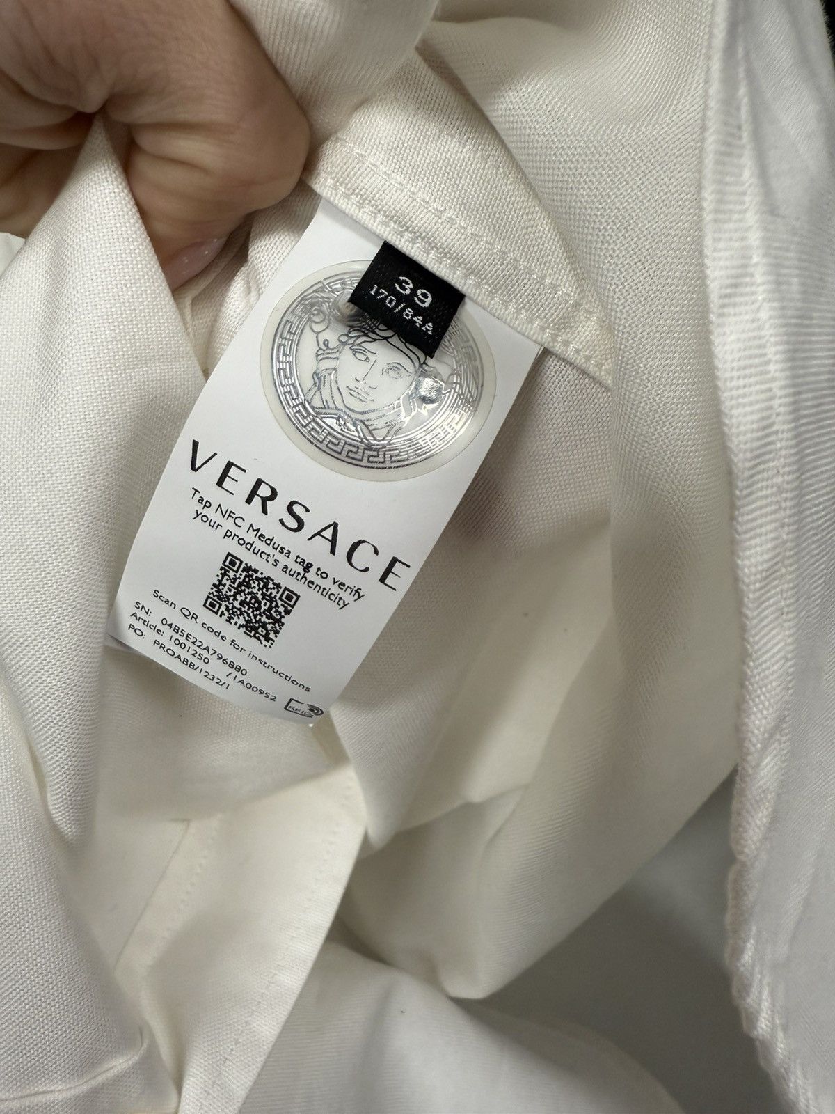 Versace Versace Buttondown Medusa Head Buttons White 39 Size US XXS / EU 40 - 10 Thumbnail