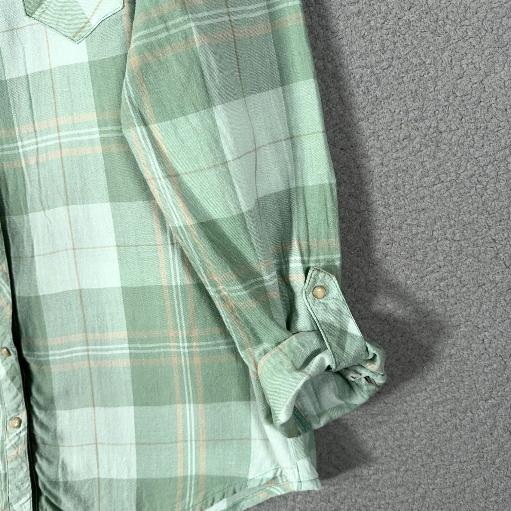 Vintage Tasha Polizzi Collection Pearl Snap Top Womens L Green Plaid Roll Tab Sleeve Western Shirt Size L / US 10 / IT 46 - 7 Thumbnail