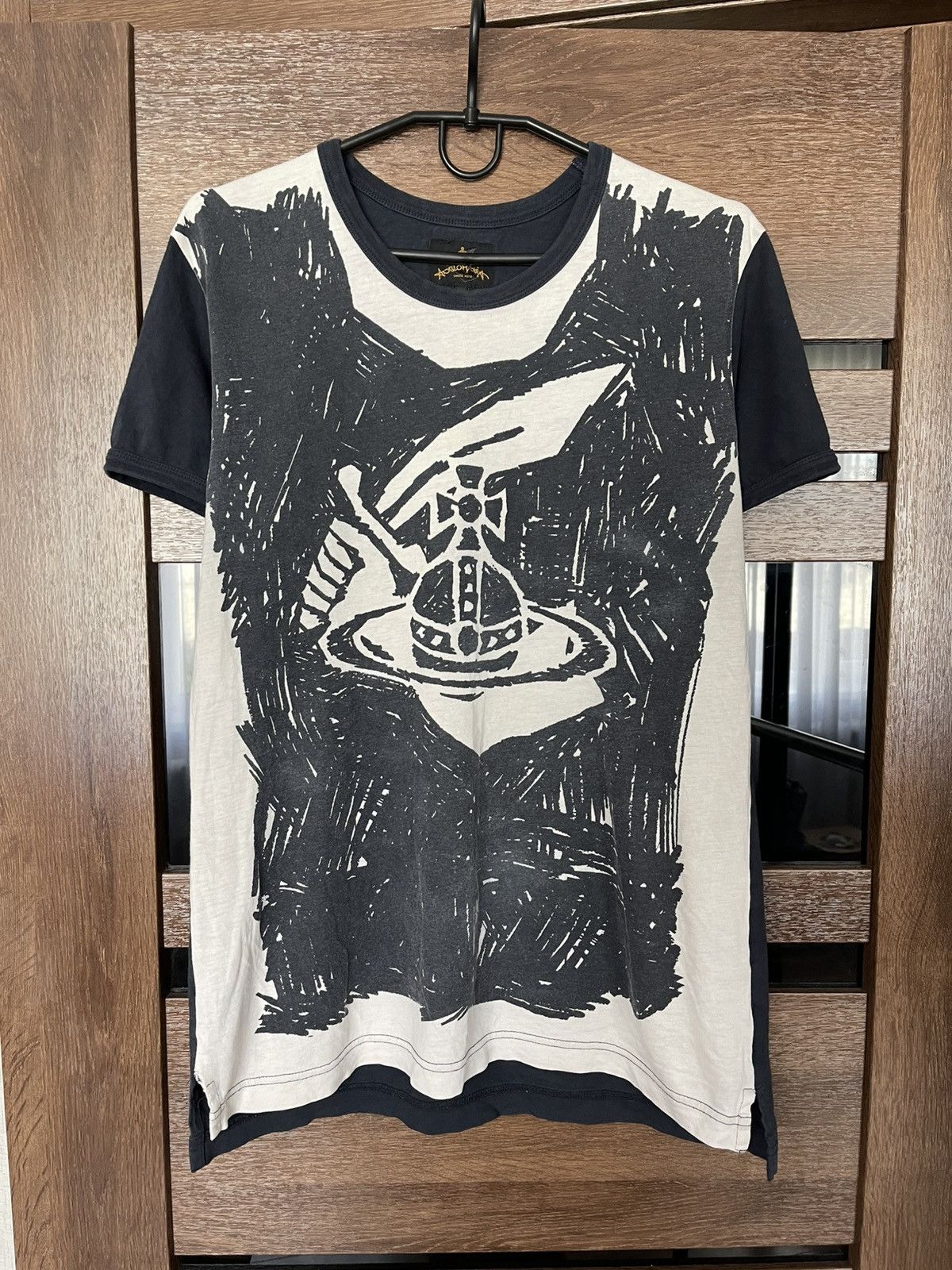 Vivienne Westwood Vivienne Westwood Anglomania Scribble Arm Cutlass T-Shirt Size US M / EU 48-50 / 2 - 2 Thumbnail