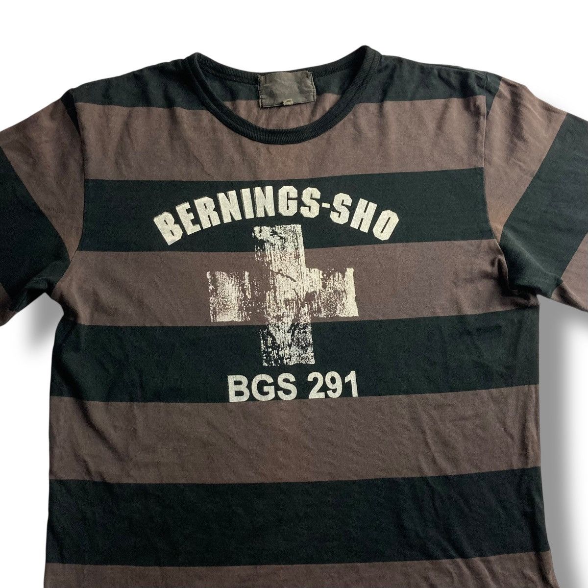 CIVARIZE 🇯🇵 BERNINGS SHO SPELL OUT STRIPES TSHIRT Size US M / EU 48-50 / 2 - 6 Thumbnail