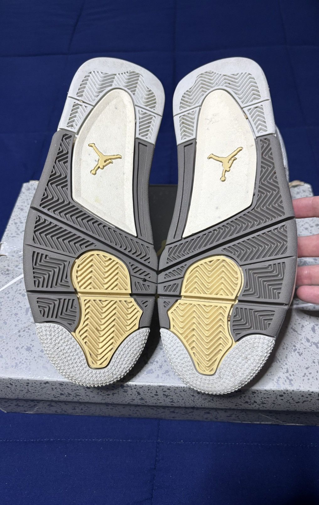 Jordan Brand Jordan 4 Retro SE Craft Photon Dust 2023 Size 8 Size US 8 / EU 41 - 5 Thumbnail