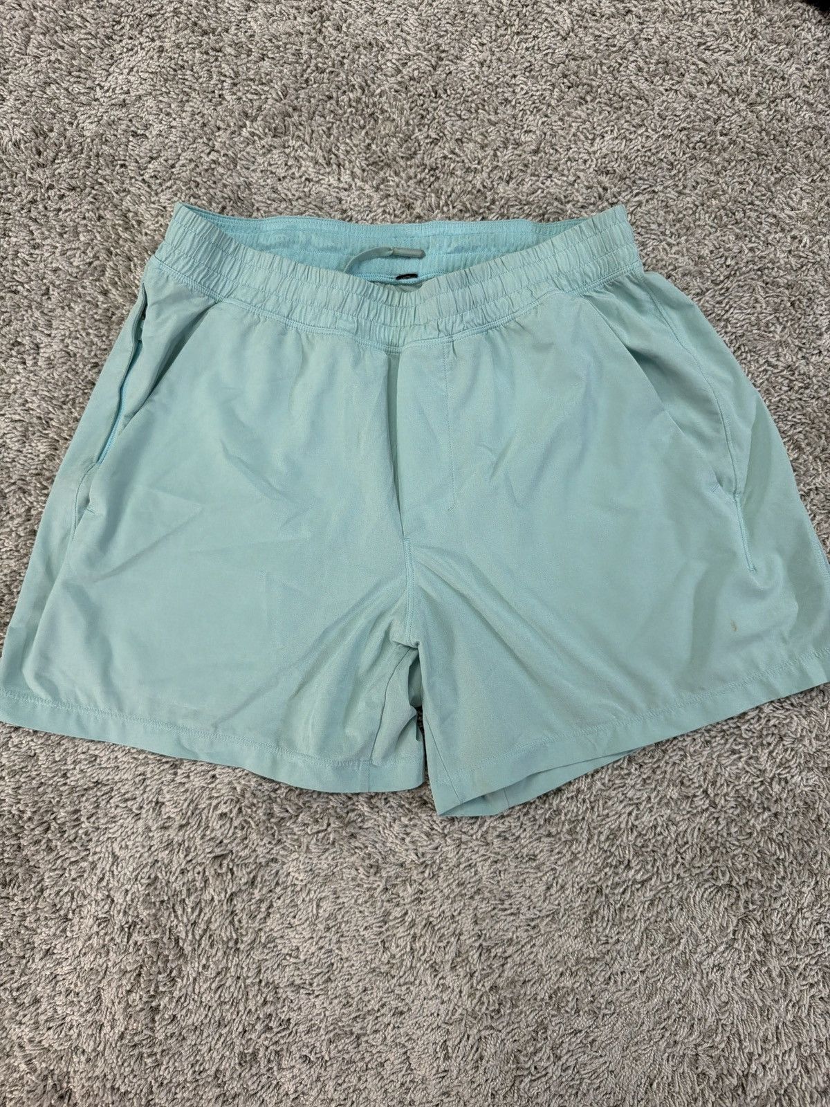 Lululemon Lululemon Pacebreaker Linerless 5” shorts Size US 30 / EU 46 - 1 Thumbnail