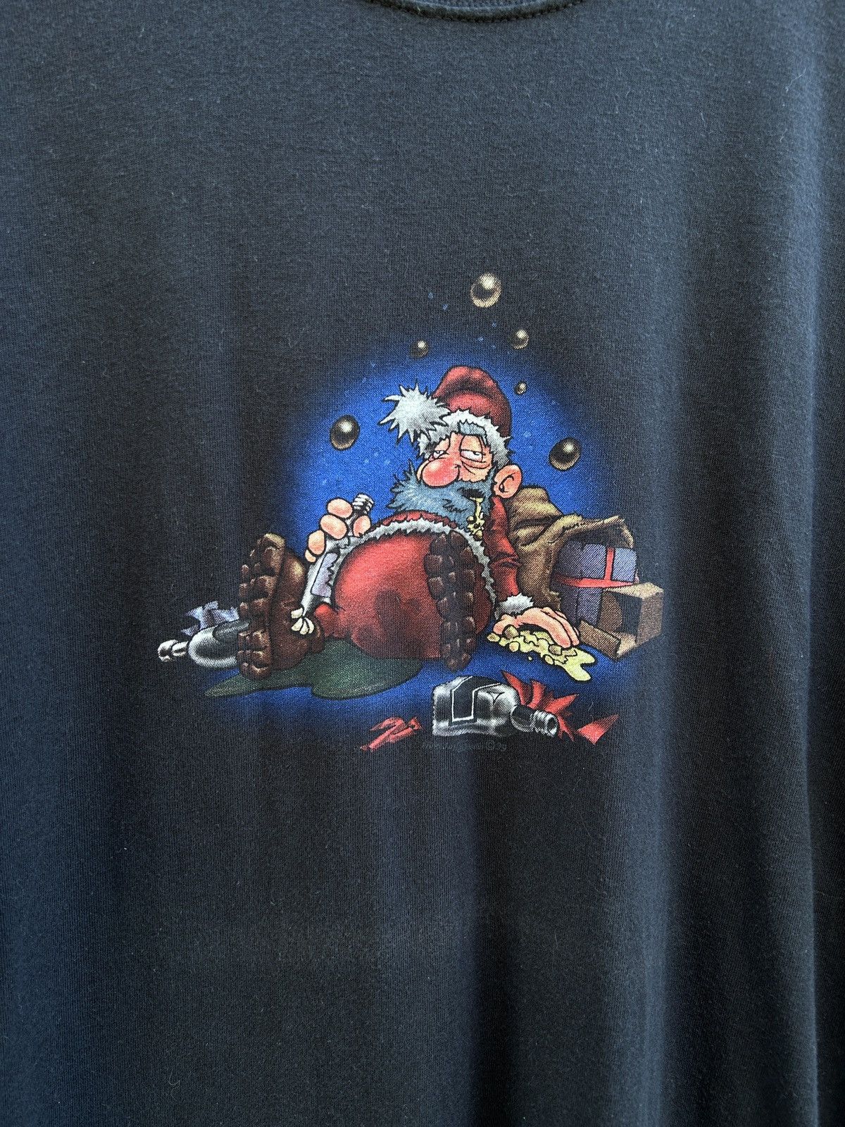 Vintage 90s Vintage 1999 Drunk Santa MCS Berlin T-Shirt In Black Size US XL / EU 56 / 4 - 2 Thumbnail