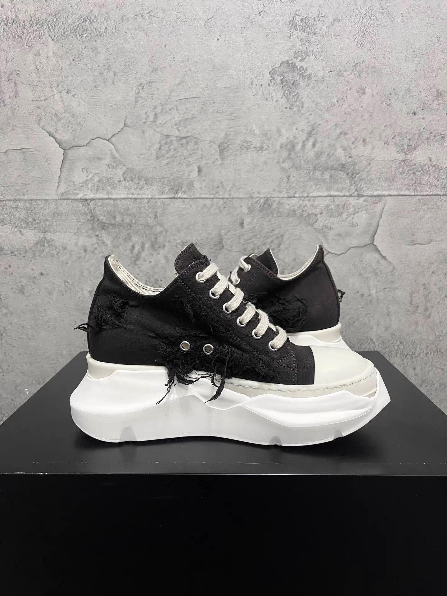 Rick Owens Rick Owens Thick Sole Destroyed Converse K34 Size US 6 / IT 36 - 5 Thumbnail
