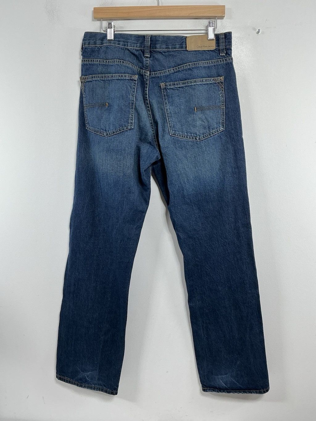 Calvin Klein Men's Calvin Klein Blue Jeans 30 Relaxed Straight Easy Fit Size US 30 / EU 46 - 2 Thumbnail