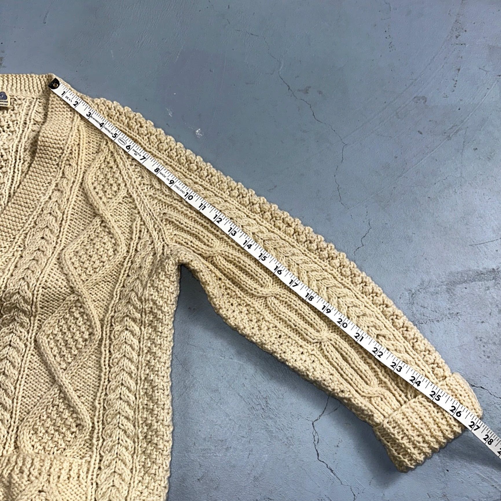 Vintage VINTAGE Heron Garment Sweater Cardigan 1970s Thick Ivory Pure Wool Cabled Knit Mens L Ivory 70s Men Wool Cardigan 1970s Size US L / EU 52-54 / 3 - 7 Thumbnail