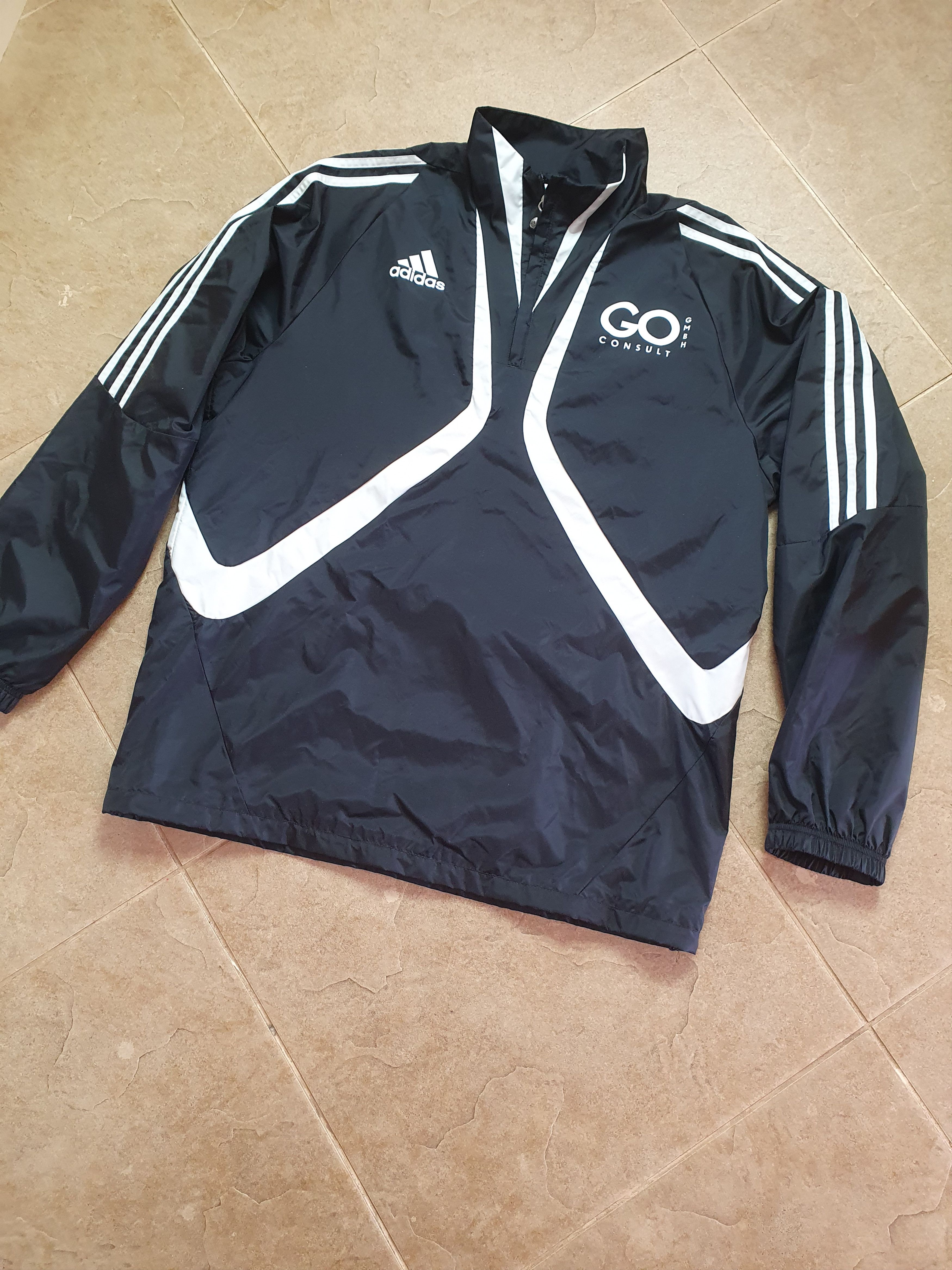 VINTAGE WOMENS ADIDAS BLACK WHITE LIGHTWEIGHT SPORT JACKET