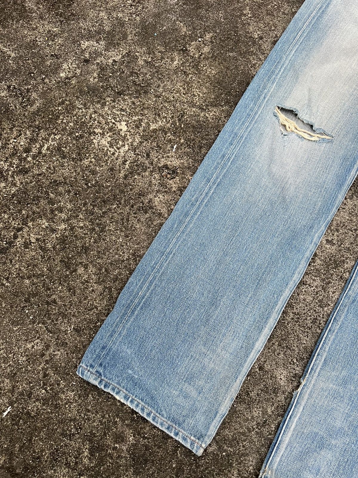 Levi's × Levi's Vintage Clothing VINTAGE LEVIS RED BUTTON NO.7 SELVEDGE DISTRESS JEAN Size US 30 / EU 46 - 3 Thumbnail