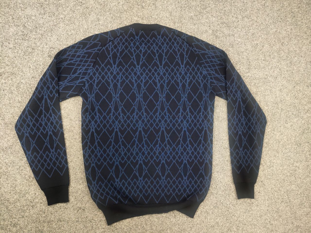 John Smedley John Smedley design blue wool sweater with geometric pattern Size US M / EU 48-50 / 2 - 7 Thumbnail