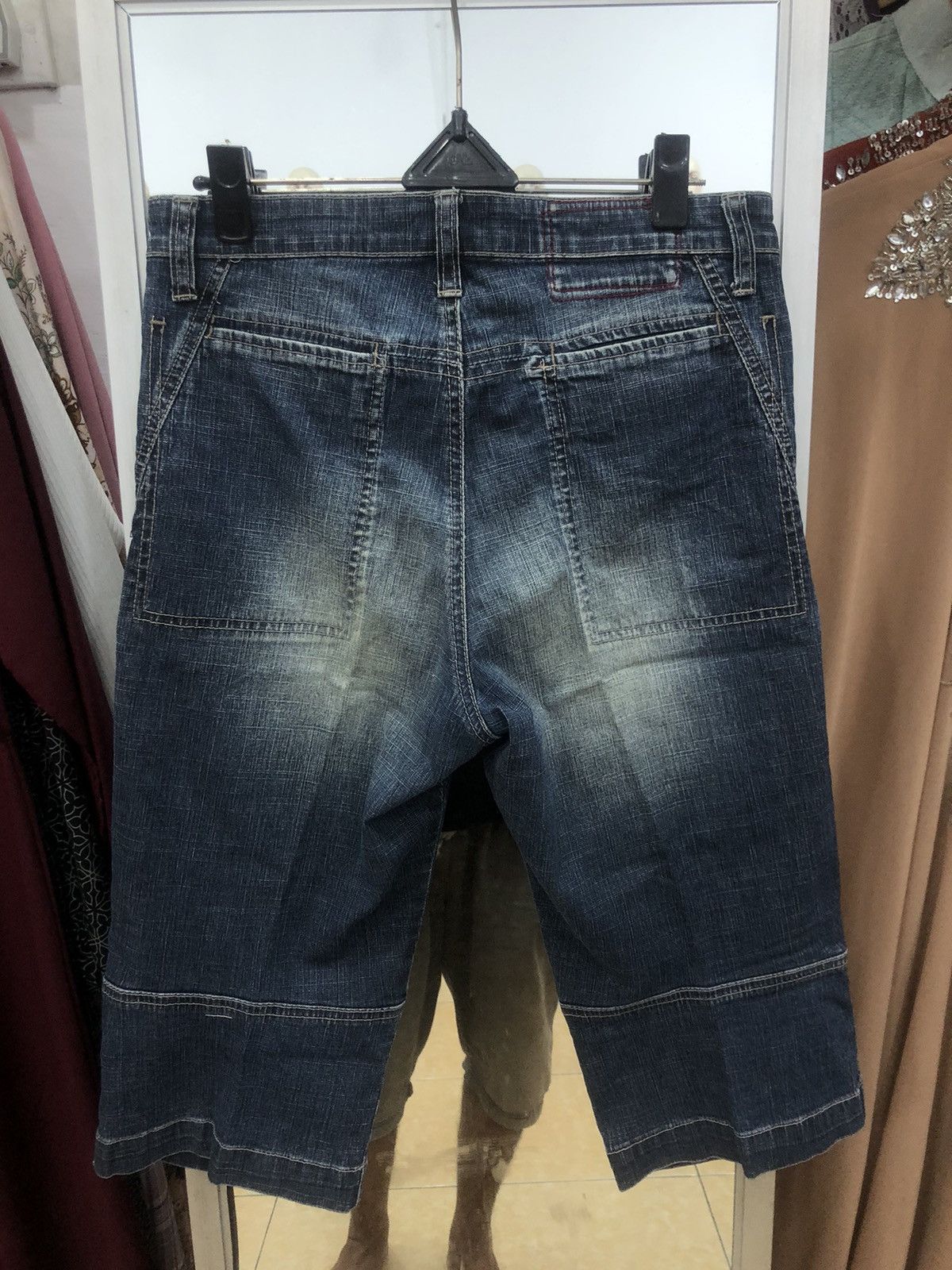Marithe + Francois Girbaud Marithe Francois Girbaud denim short Size US 28 / EU 44 - 2 Thumbnail