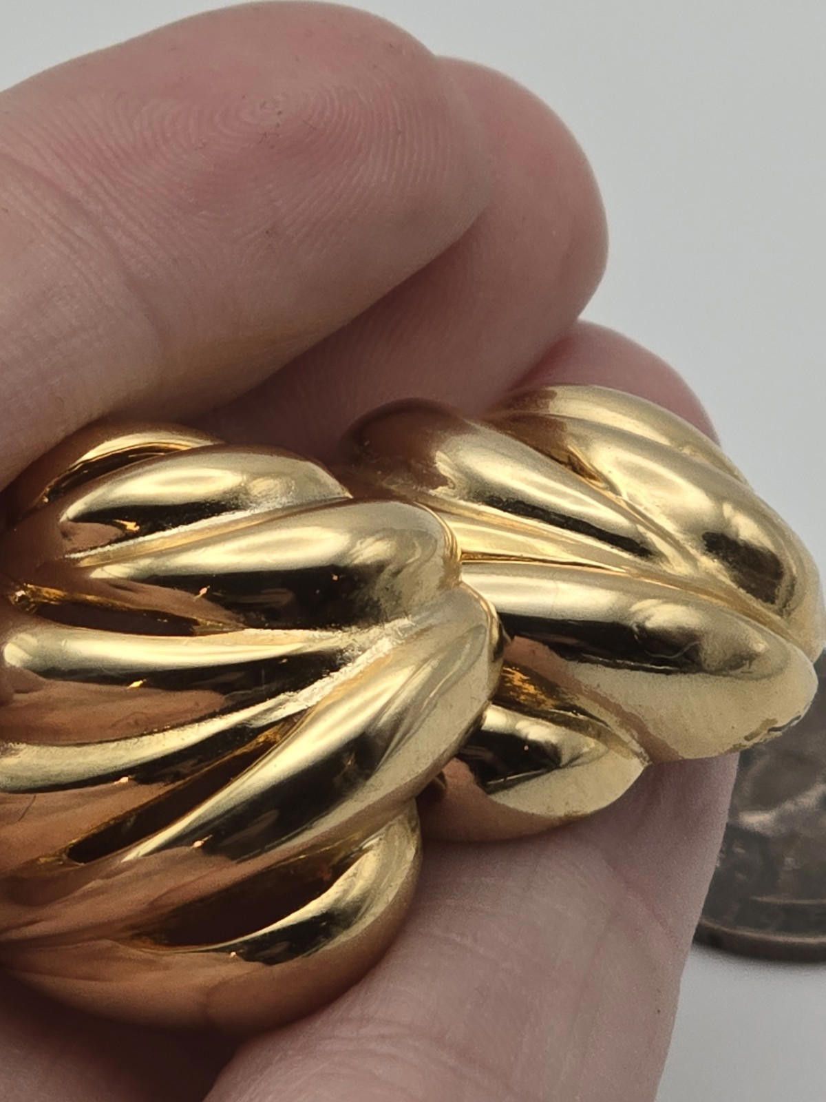 Givenchy Vintage Givenchy Gold-Tone Twist Prong Earrings Bold Twisted Size ONE SIZE - 6 Thumbnail