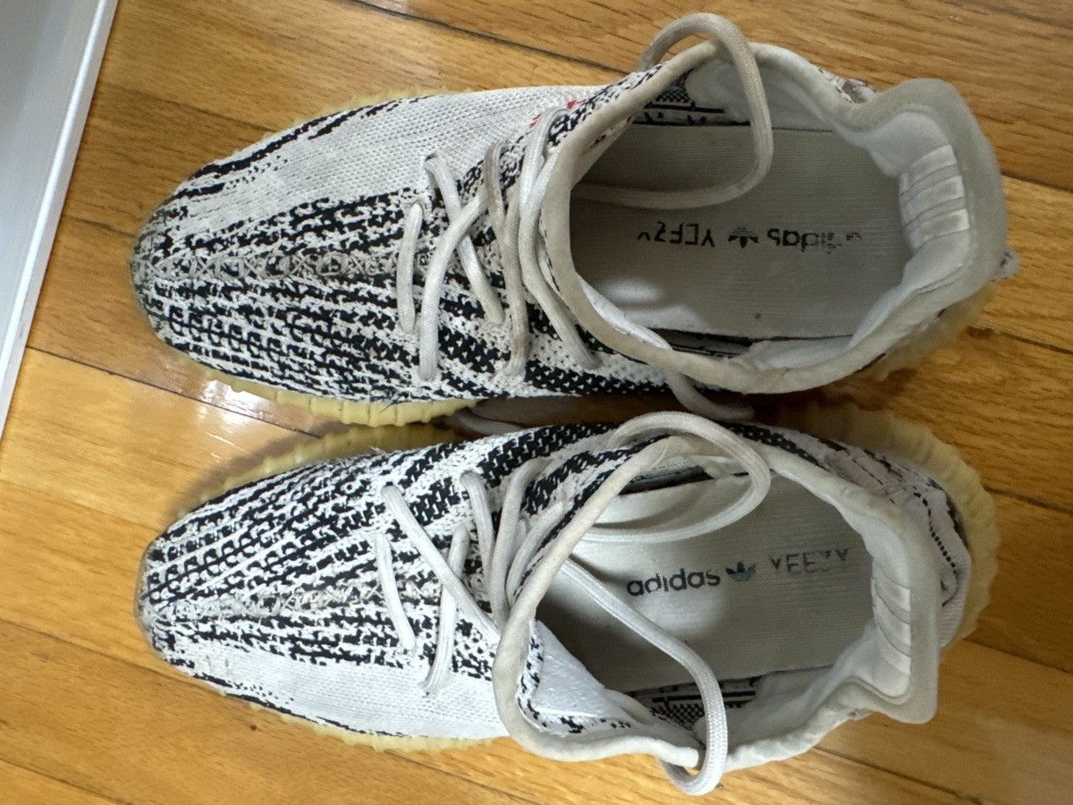 Adidas × Yeezy Yeezy boost 350 V2 zebra Size US 9 / EU 42 - 8 Thumbnail