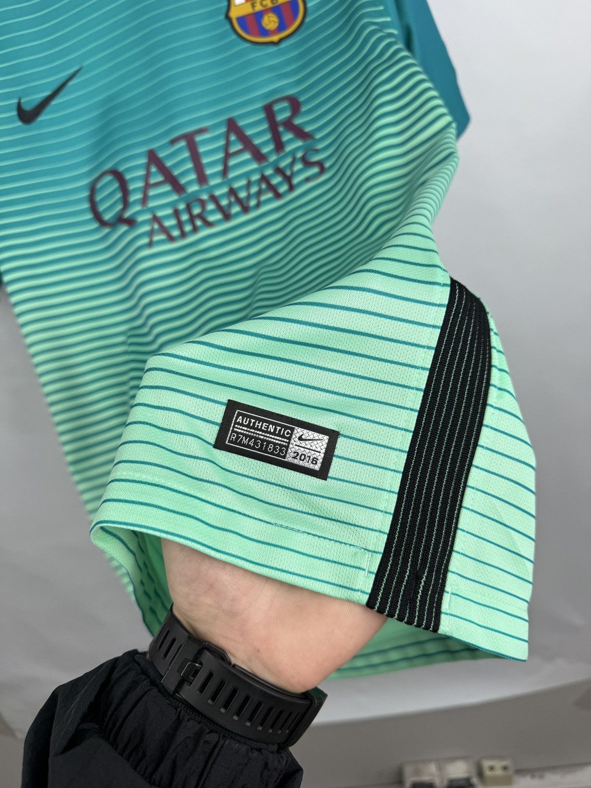 Nike 🇪🇸 2016 Jordi Alba #18 Barcelona Nike Soccer Away Jersey UCL Size US M / EU 48-50 / 2 - 10 Thumbnail