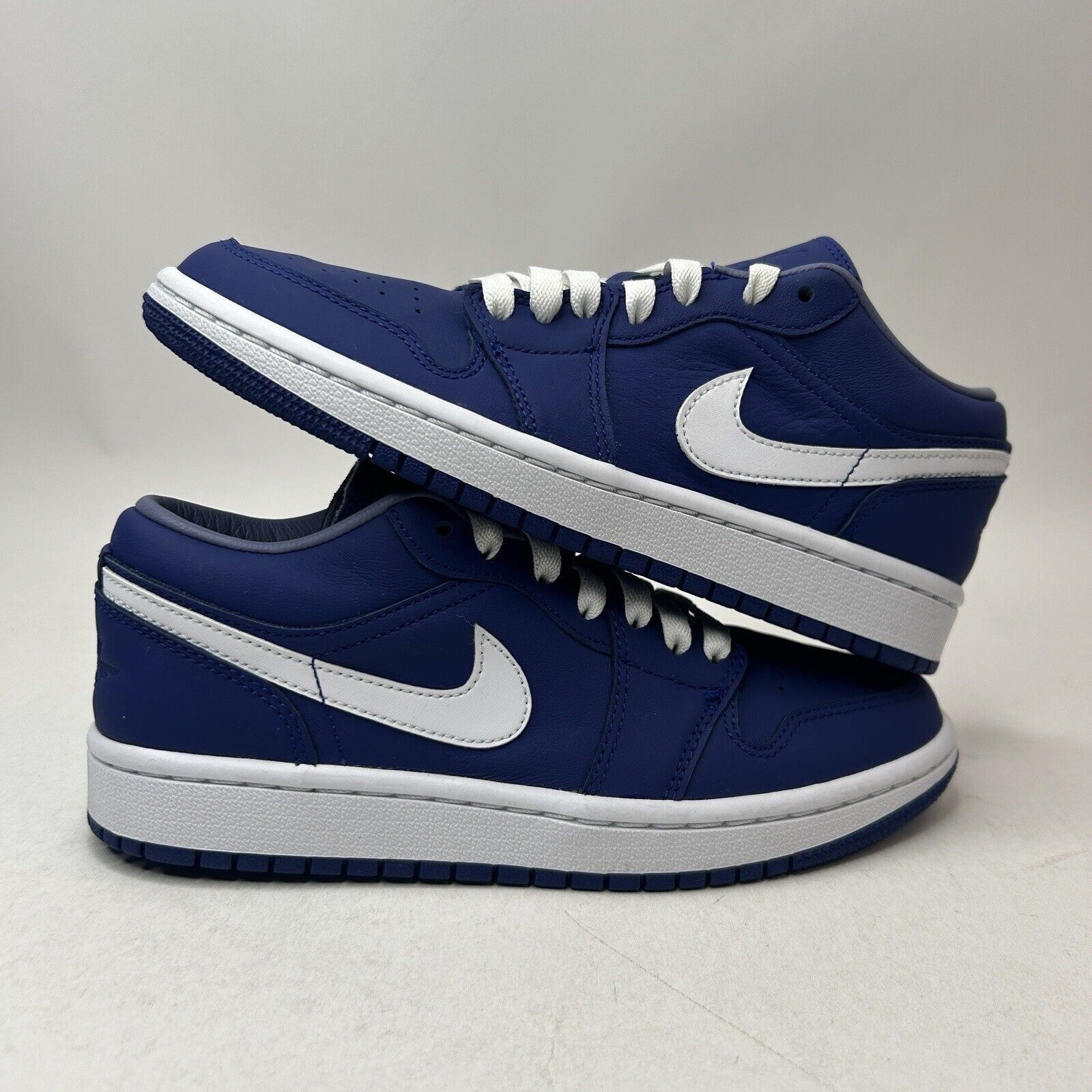 Nike Nike Air Jordan 1 Low Retro WMNS “Deep Royal Blue” 2023 Size US 6 / IT 36 - 1 Thumbnail
