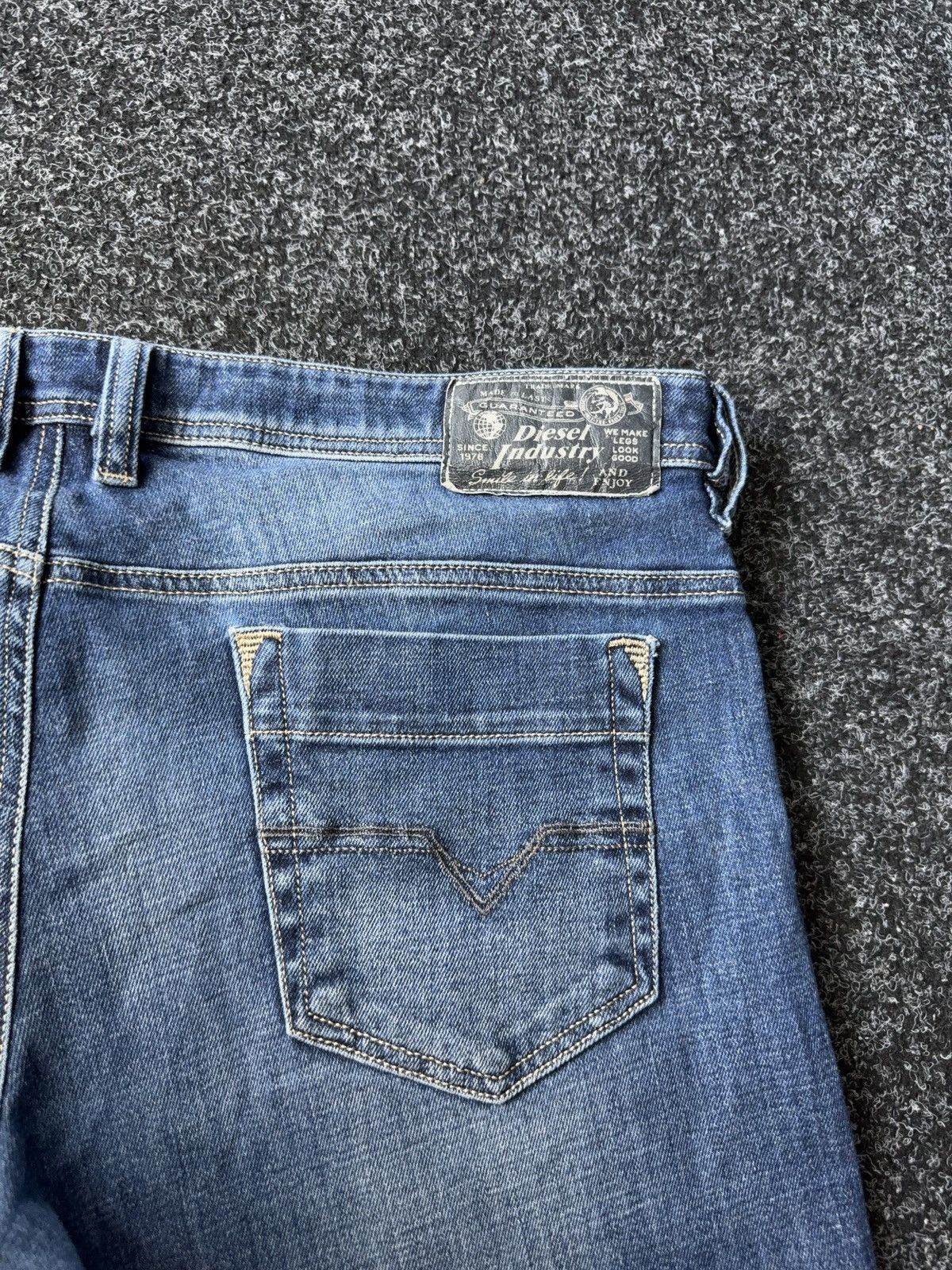 Diesel Luxury Avant Garde Diesel Safado-R Straight Jeans retro Size US 38 / EU 54 - 18 Thumbnail