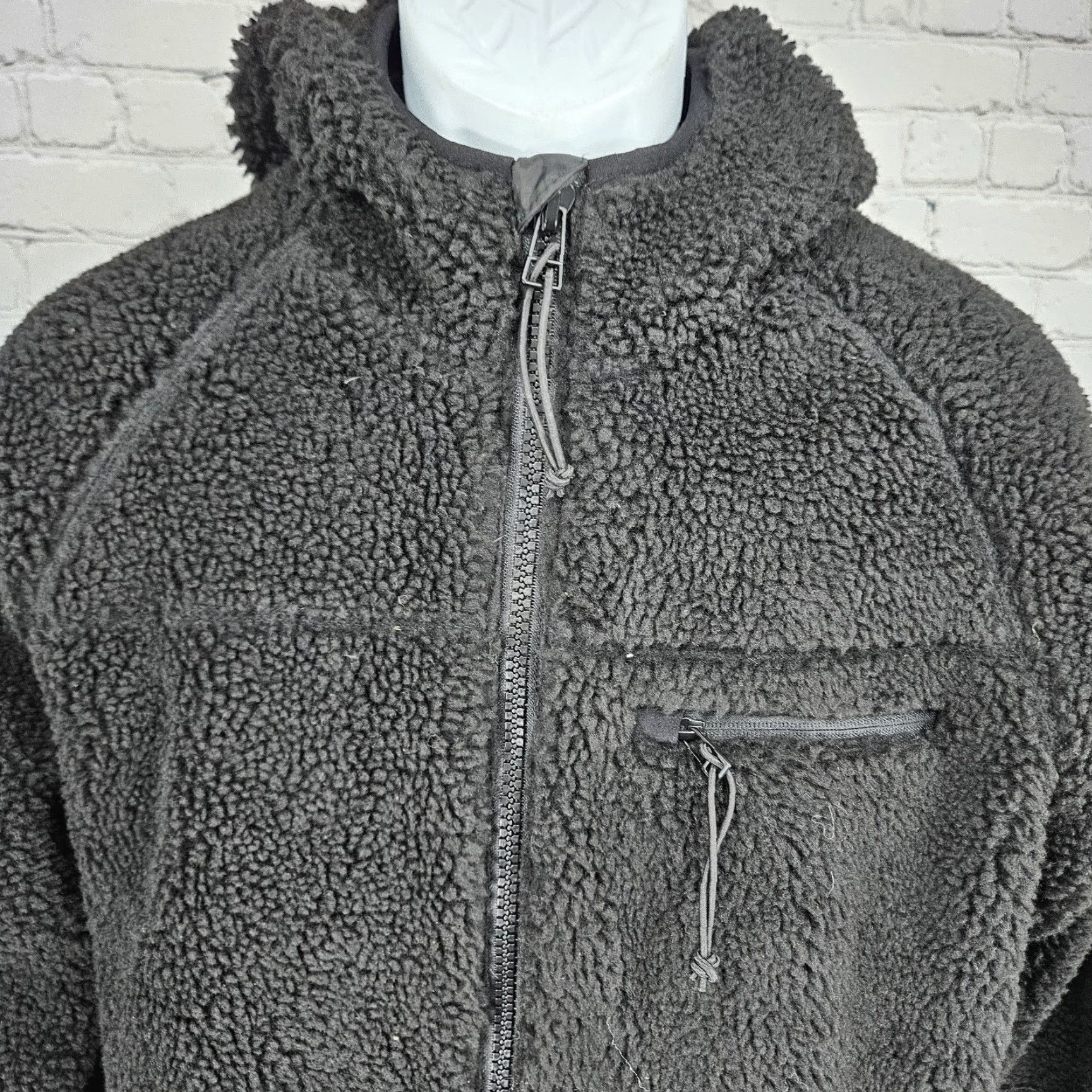 Vintage Brandit Black Hooded Fleece Full Zip Jacket M Men Jacket Hooded Zip Pockets Casual Outdoor 90s? Size US M / EU 48-50 / 2 - 7 Thumbnail