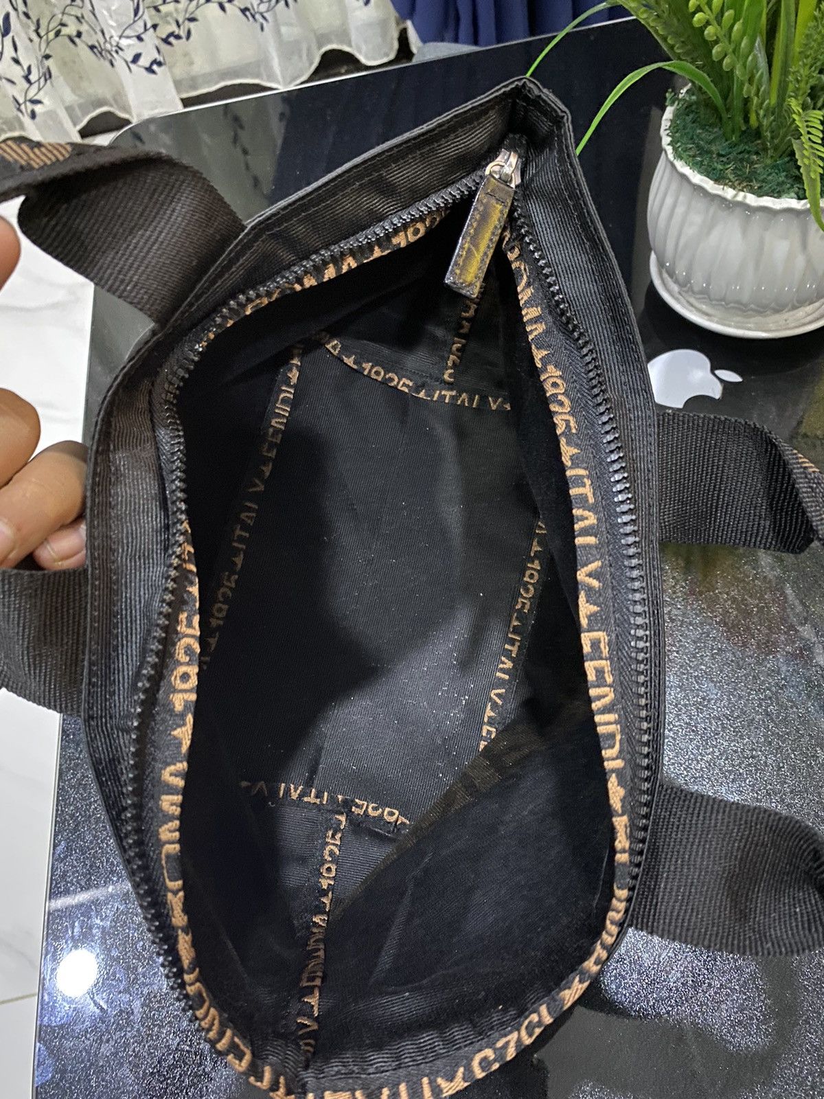 Fendi Fendi Zucca Pattern Handbag Size ONE SIZE - 10 Thumbnail