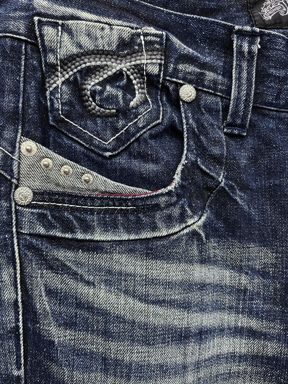 Le Grande Bleu (L.G.B.) × Seditionaries FYE💀🪽WINGED SKULL EMBROIDERY🔥VINTAGE TATTOO JEANS FLARE🔥 Size US 31 - 13 Thumbnail