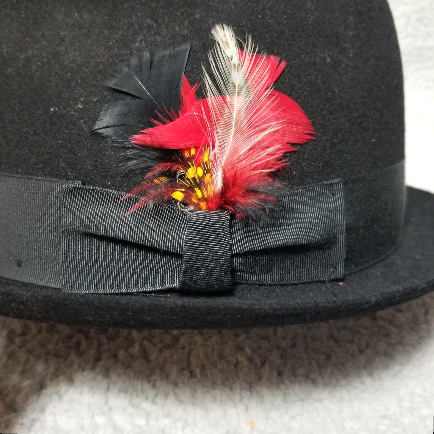 FELT VINTAGE Biltmore Fedora Hat Mens 7 1/2 Black Felt Satin Lined 1.5" Brim Made in Canada Size ONE SIZE - 2 Thumbnail