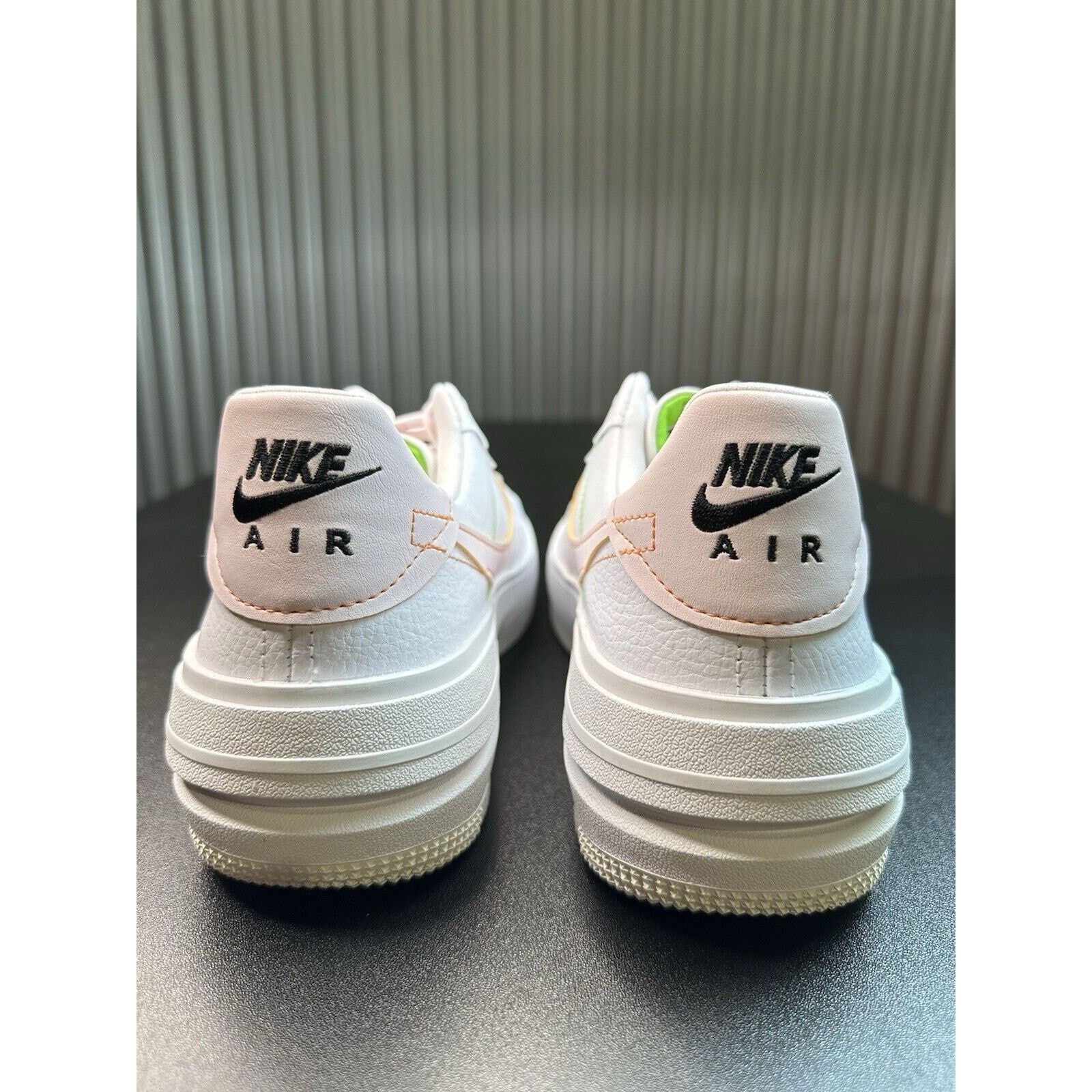 Nike Womens Nike Air Force 1 PLT.AF.ORM White FJ0737100 Sz 9.5 Size US 9.5 / IT 39.5 - 3 Thumbnail