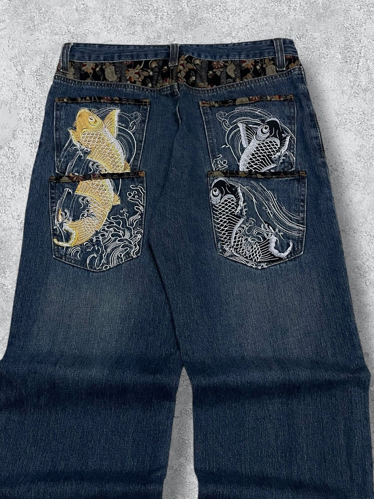 Beauty Beast Vintage Japan Designer 90s Karakuri Tamashi Koi Embroidered Size US 32 / EU 48 - 4 Thumbnail