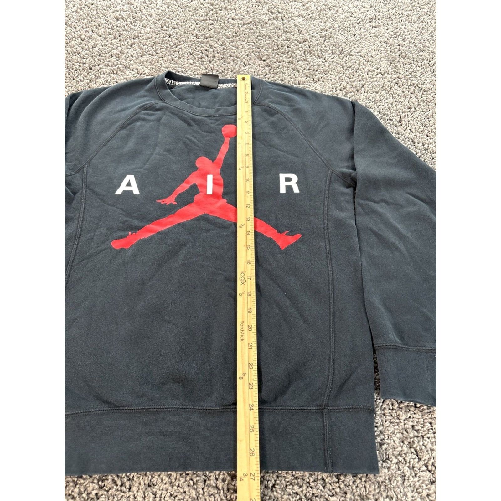 Jordan Brand Nike Air Jordan Sweatshirt Mens Small Pull Over Black Jumpman Graphic Fleece Size US S / EU 44-46 / 1 - 2 Thumbnail