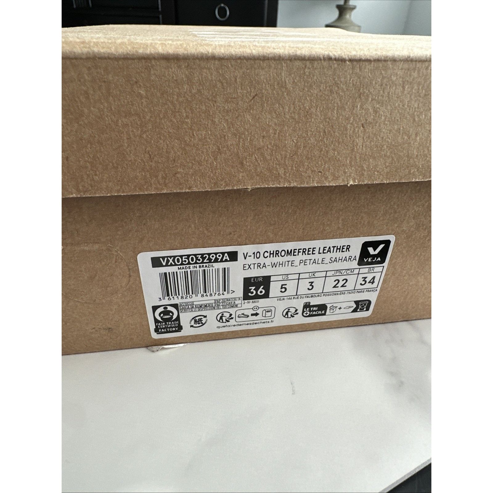 Veja Veja Women's V10 Chromefree White Sahara $160 US 5 EU 36 Size US 5 / IT 35 - 7 Thumbnail